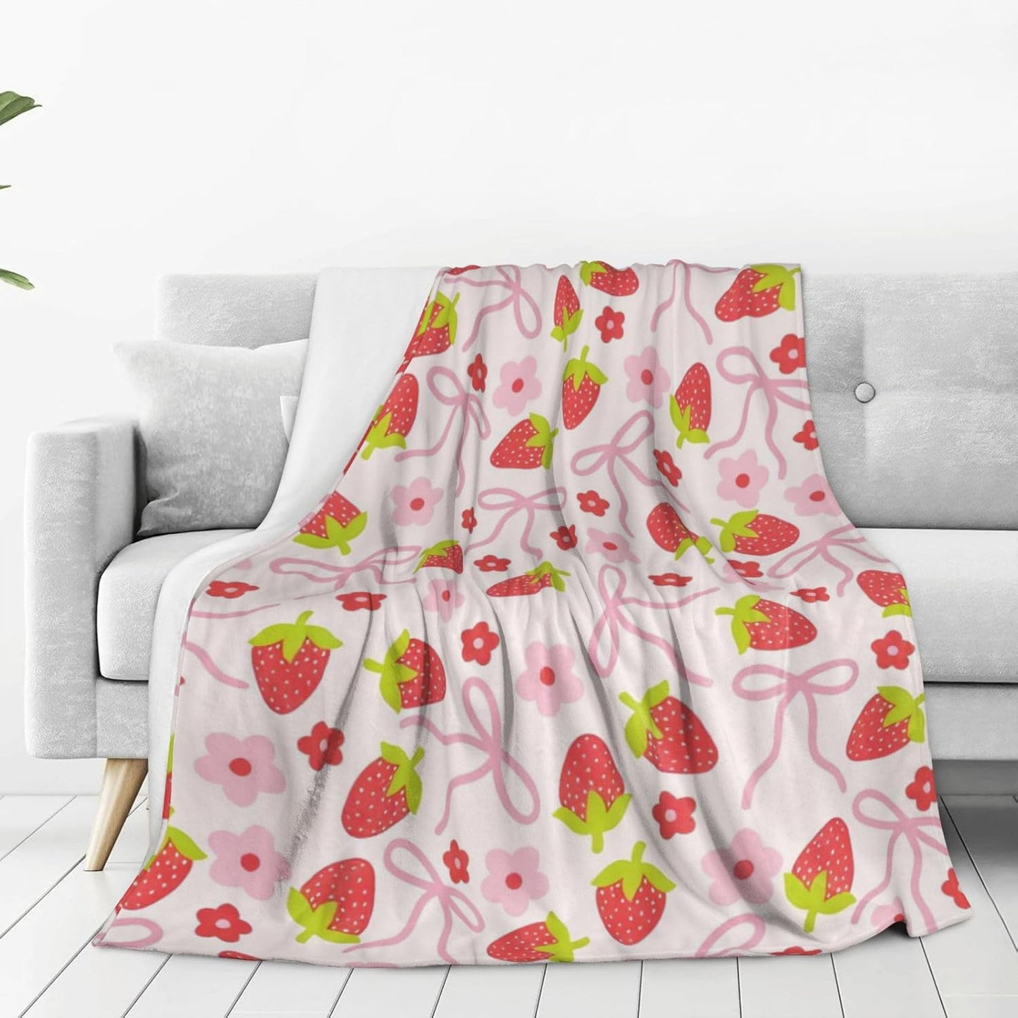 Cute Strawberry Bow Decor Throw Blanket Pink for Kids - Soft Fleece Throw Home Decor for Girls Women Teens as Birthday Gifts, Cozy Fruit Pattern Blankets for Couch Bed Camping 50x40inches
