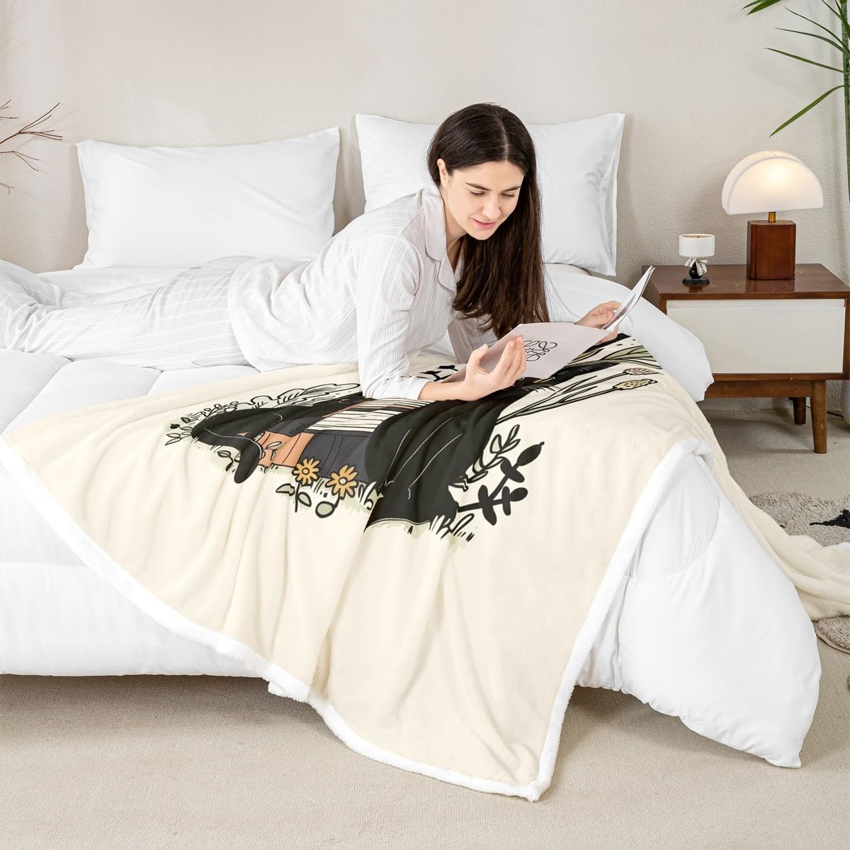 jejeloiu Black Cat Sherpa Throw Blanket for Couch Garden Floral Super Soft Cozy Fleece Cute Kitten Blanket for Winter, Plush Throw Reading Book Throw 50"x60" All Season