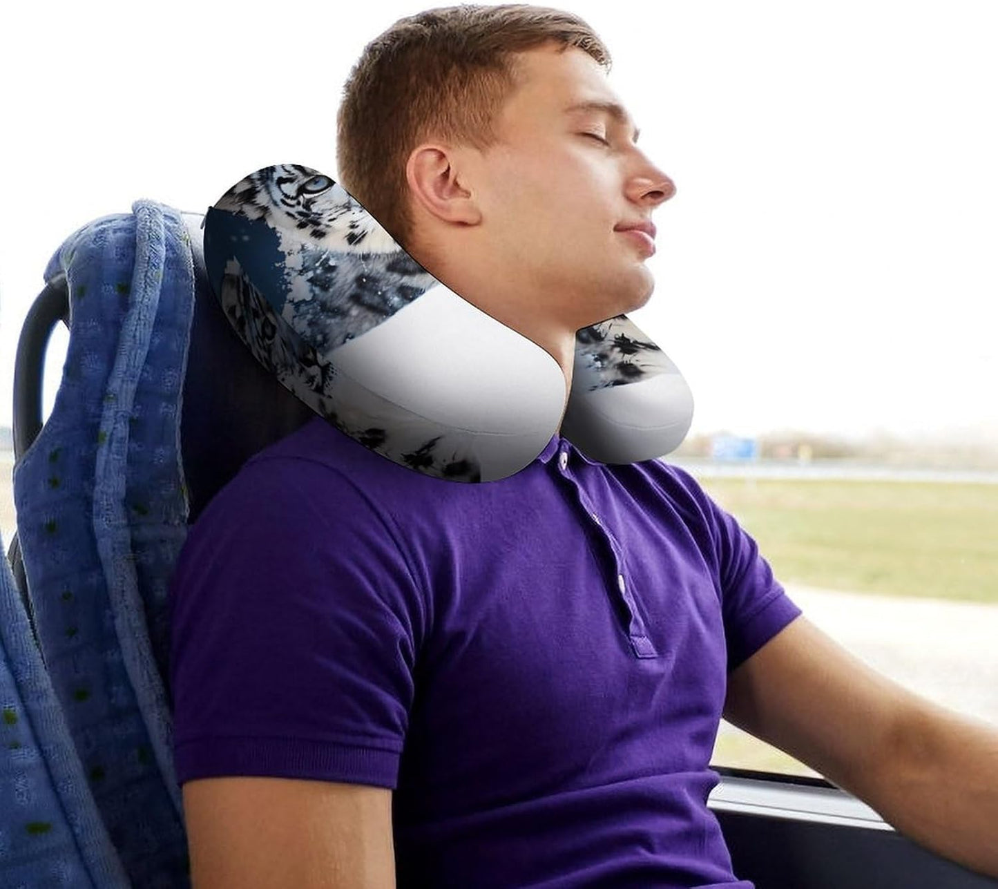 Blue Eyed Snow Leopard Neck Pillow Memory Foam U Shaped Pillows Portable Pillows for Shoulder Travel Head Support Pillow with Concealed Zipper for Airplane Car Home Office