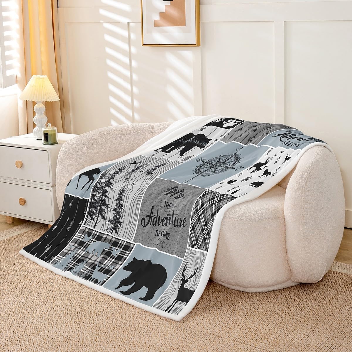 Cabin Rustic Lodge Throw Blanket, Bear Deer Vintage Fleece Blanket Twin Size, Country Farmhouse Patchwork Sherpa Blanket Woodland Plaid Patchwork Fuzzy Blanket Decorative Sofa Couch, Grey Black
