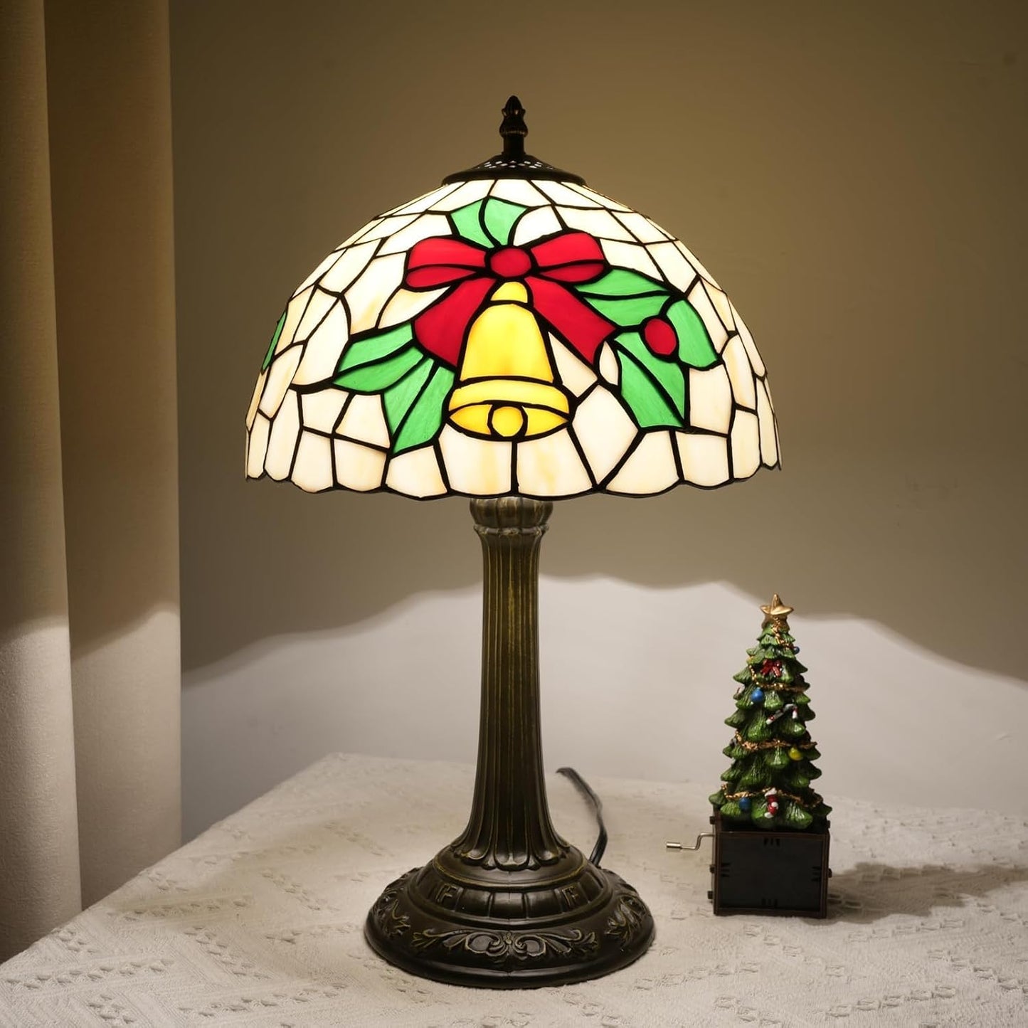 Tiffany Lamp Stained Glass Lamp 12 Inch Yellow Christma Bell Design Warm Color Reading Lamp Suitable For Coffee Shops Dormitories Home Office Deco Tiffany Style Retro Holiday Home Decoration Gift