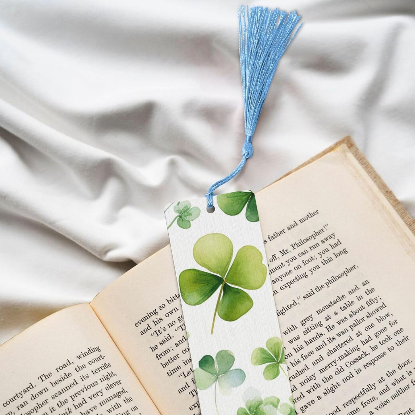 Clover Bookmarks Gifts for Women Men, Wooden Bookmarks for Book Lovers, Vintage Book Marks Ornaments with Tassel, Unique Personalized Reading Page Markers Sky Blue