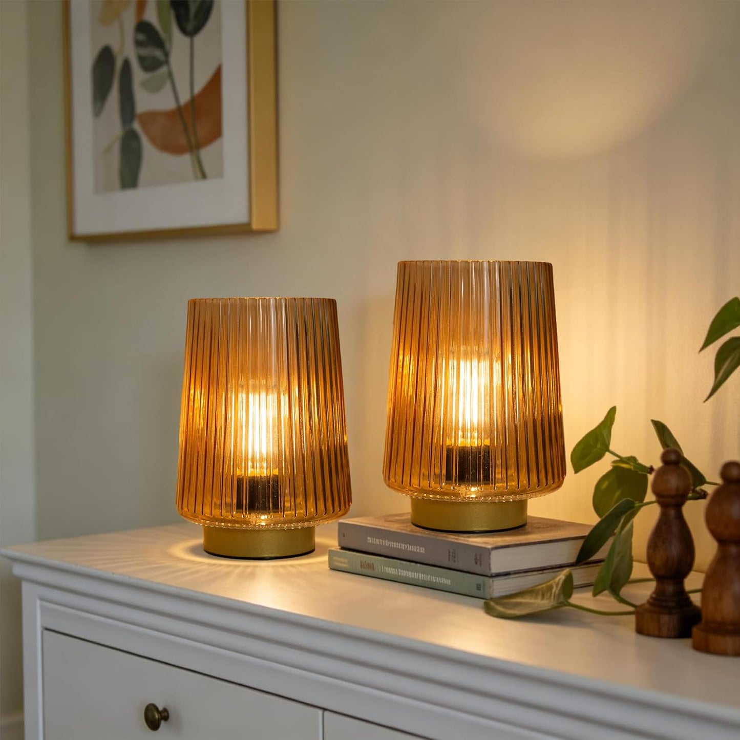 Battery Operated Decorative Lamp with Timer, Small Cozy Table Lamp for Bedside & Home Decor, Aesthetic Cordless Battery Powered Accent Lamp for Living Room Shelf, Amber