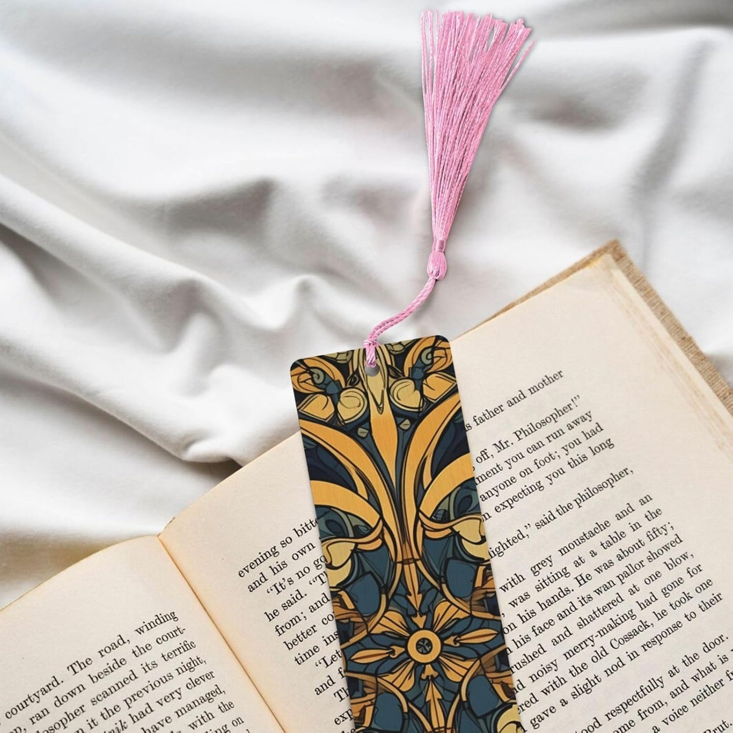 Smooth Lines Bookmarks Gifts for Women Men, Wooden Bookmarks for Book Lovers, Vintage Book Marks Ornaments with Tassel, Unique Personalized Reading Page Markers Pink