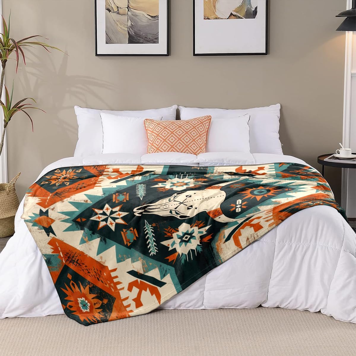 Southwestern Tribal Throw Blanket, Bull Skull Aztec Soft Fleece Blanket for Naps, Outdoor, Travel, Office, Gift (50 x 60 inch)
