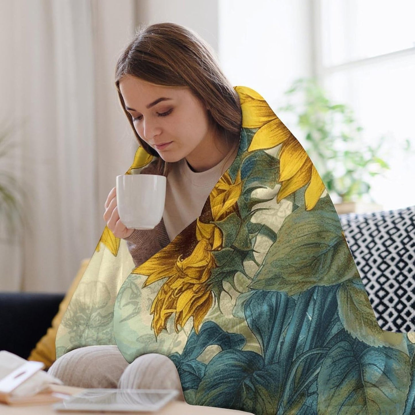 Sunflower Print Throw Blanket for Couch Super Soft Warm Lightweight Throw Blankets Cozy Flannel Bed Blanket Cute Decorative Blankets for All Seasons Home Decor Gift 60"*80"（150 * 200cm）