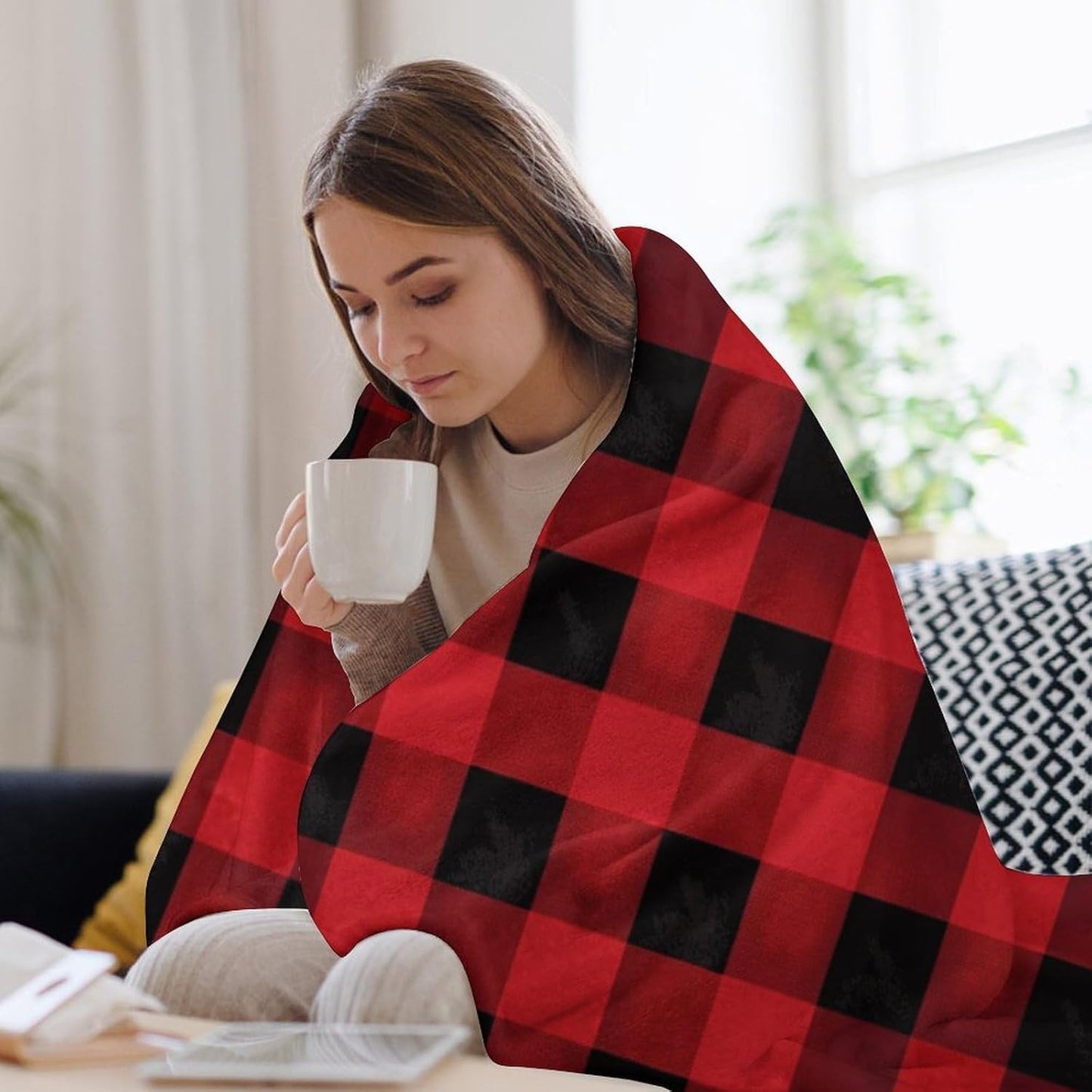 Red Black Buffalo Check Plaid Pattern Throw Blanket for Couch Super Soft Warm Lightweight Throw Blankets Cozy Flannel Bed Blanket Cute Decorative Blankets for All Seasons Home Decor Gift 30"*40"（76*10