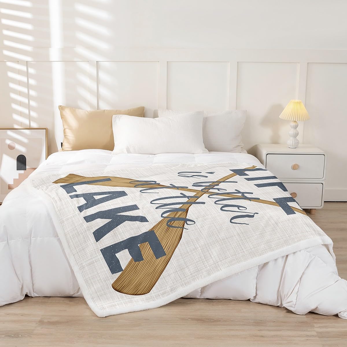 Lake Life Throws Blanket,Life is Better at the Lake Themed Sherpa Blanket for Girls Teens, Oars Paddle Retro Rustic Farmhouse Microfiber Fleece Blanket Room Decor, Throw Size (50 x 60 Inch)