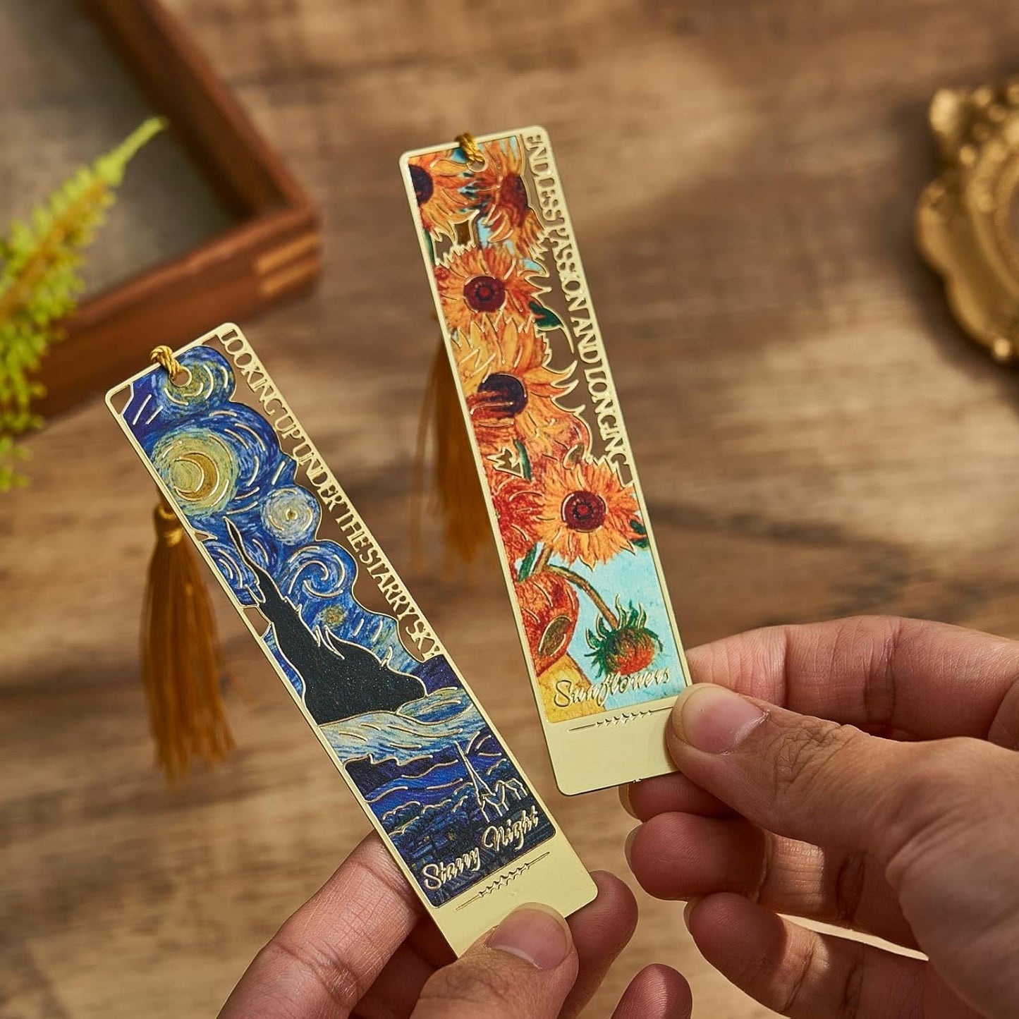 4Pcs Metal Bookmarks with Tassels, Art Van Gogh Book Marker for Women,Museum Gift Book Lover Gifts for Teacher, Writes, Readers