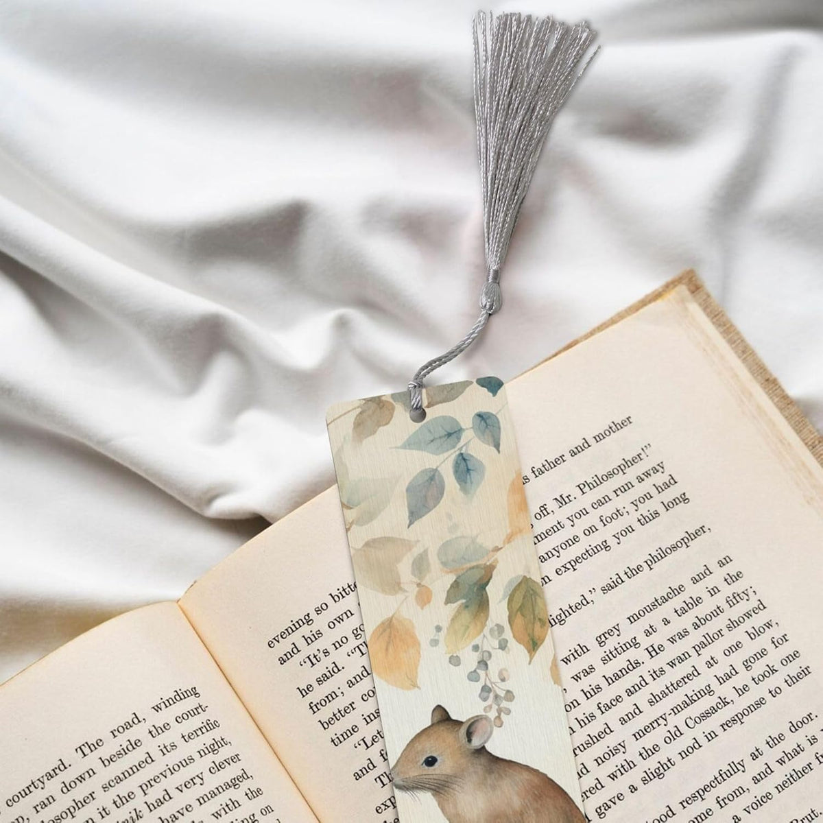 Mice and Leaves Bookmarks Gifts for Women Men, Wooden Bookmarks for Book Lovers, Vintage Book Marks Ornaments with Tassel, Unique Personalized Reading Page Markers Gray