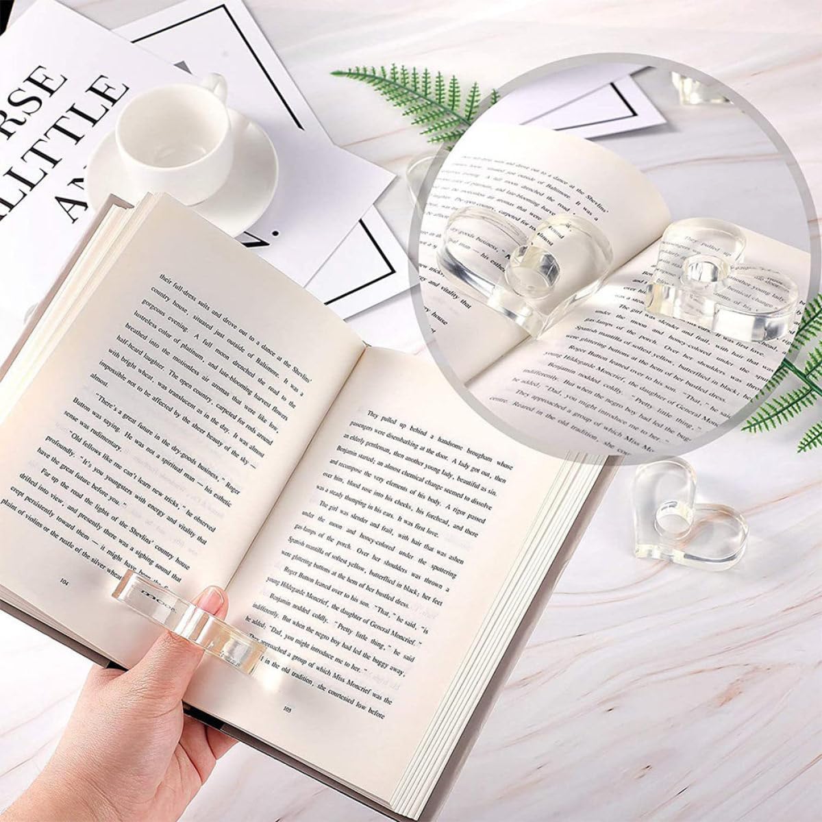 PRETYZOOM Acrylic Thumb Book Support Set 4pcs (mini 1.8cm, Small 2.0cm, Medium 2.2cm, Large 2.4cm) Heart-Shaped Finger Ring Bookmarkers for Home Reading Accessories