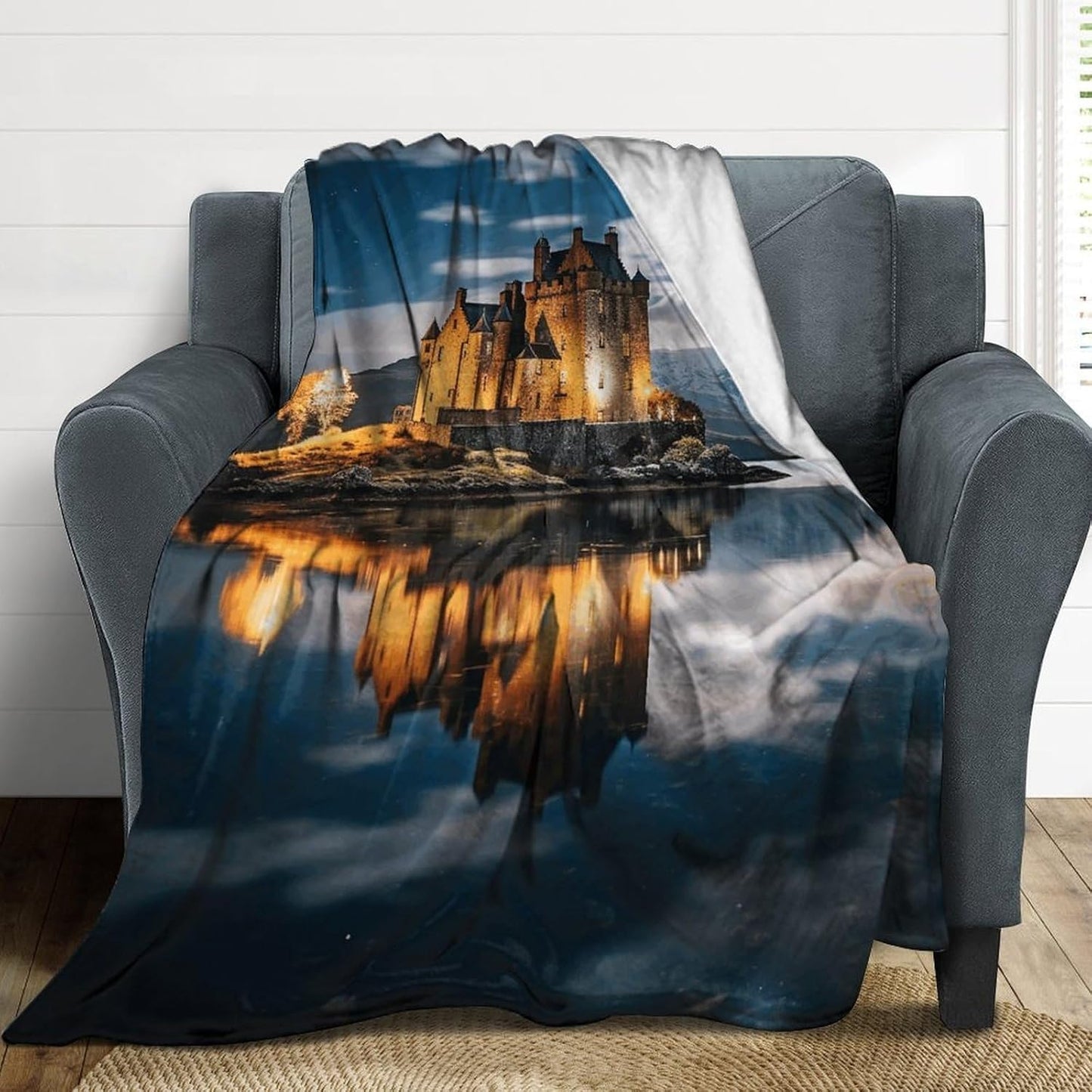 A Castle by The Lake Throw Blanket for Couch Super Soft Warm Lightweight Throw Blankets Cozy Flannel Bed Blanket Cute Decorative Blankets for All Seasons Home Decor Gift 60"*80"（150 * 200cm）