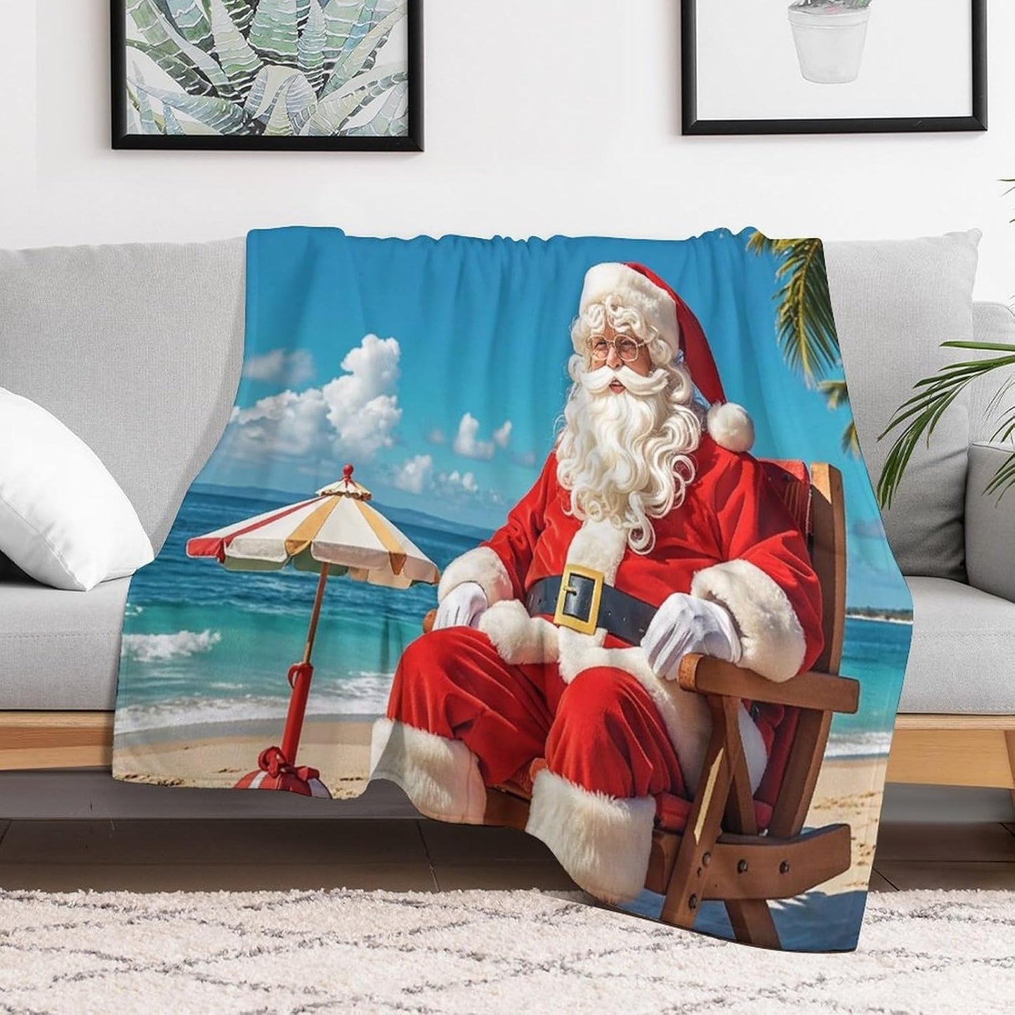Santa Claus At Beach Blanket Super Soft Lightweight Throw Blanket Cute Cozy Warm Bed Blanket Decorative Fuzzy Blanket All-Season Home Decor Gift for Sofa Couch Living Room 50"*60"（130 * 150cm）