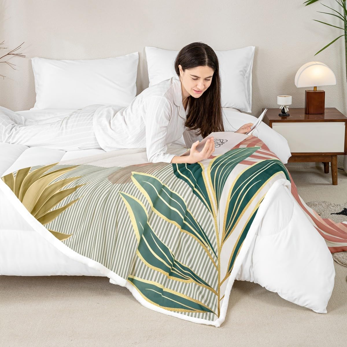 Erosebridal Mid Century Boho Throw Blanket Twin Size Abstract Retro Minimalist Blanket for Girls Women,Modern Bohemian Aesthetic Fleece Blanket Simple Bedroom Decor,Pink Green