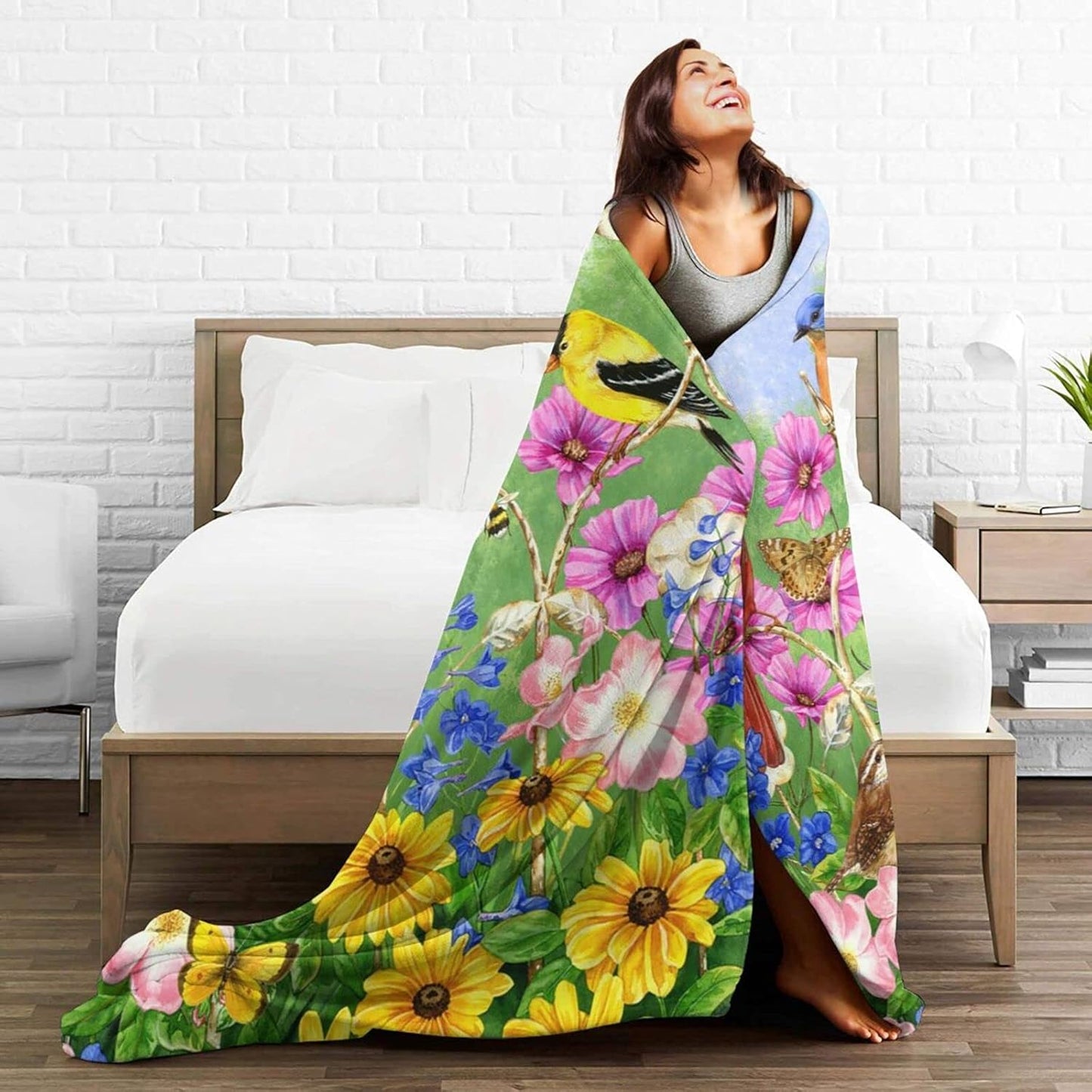 Perinsto Spring Flowers Birds Throw Blanket Ultra Soft Warm All Season Rustic Sunflowers Floral Cardinal Decorative Fleece Blankets for Bed Chair Car Sofa Couch Bedroom 60"X50"
