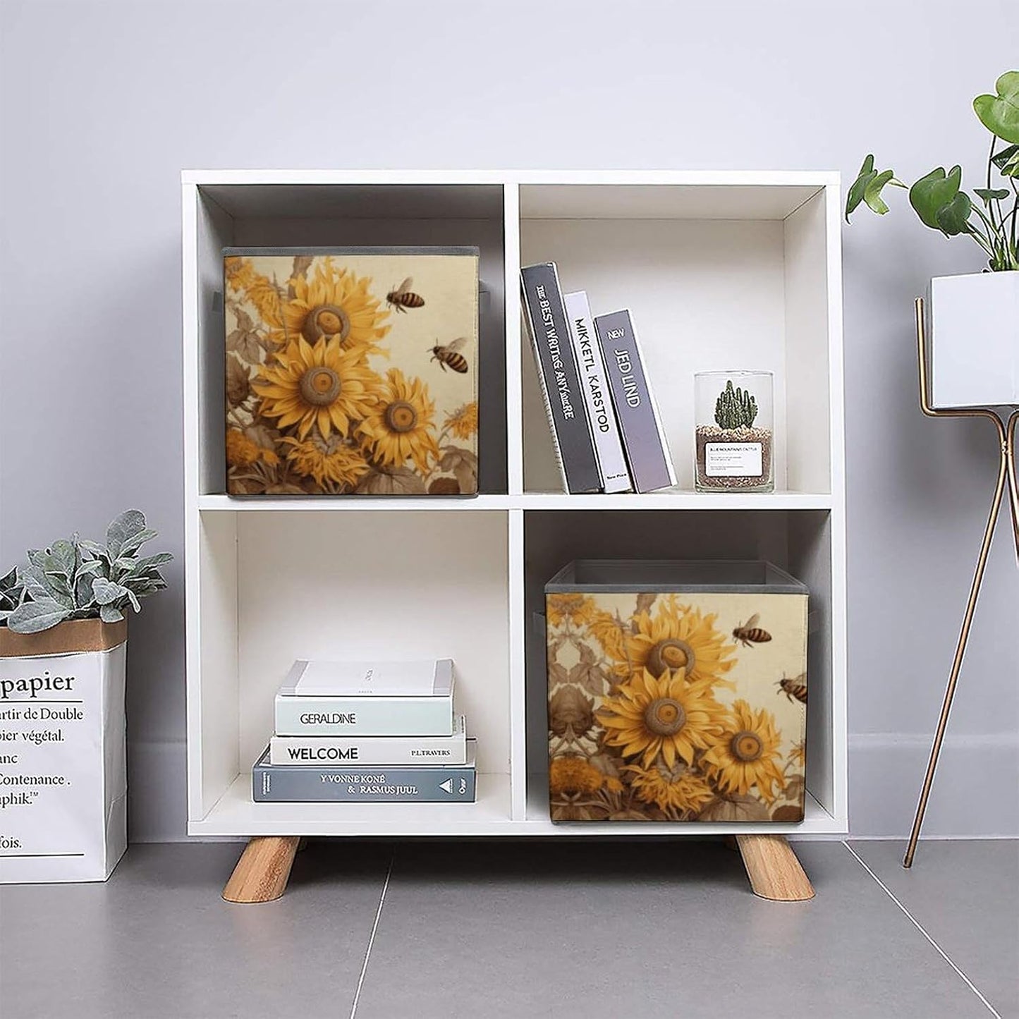 Bees And Sunflowers on Old Paper Storage Bins with Handles Fashion Large Storage Cubes Sturdy Foldable Storage Boxes Space-Saving Storage Baskets for Home Office Clothes Closet Organizers