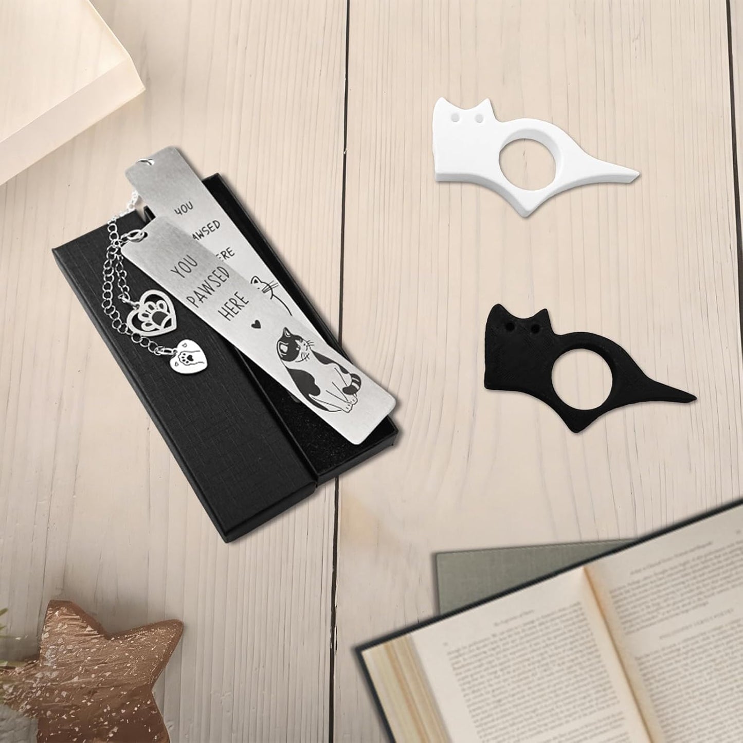 2 Pcs Cute Cat Pendant Bookmarks with Thumb Book Page Holder, Cat Lover Gifts for Women Men Reader, Ideal Book Reader Gifts & Reading Accessories(Cat A)