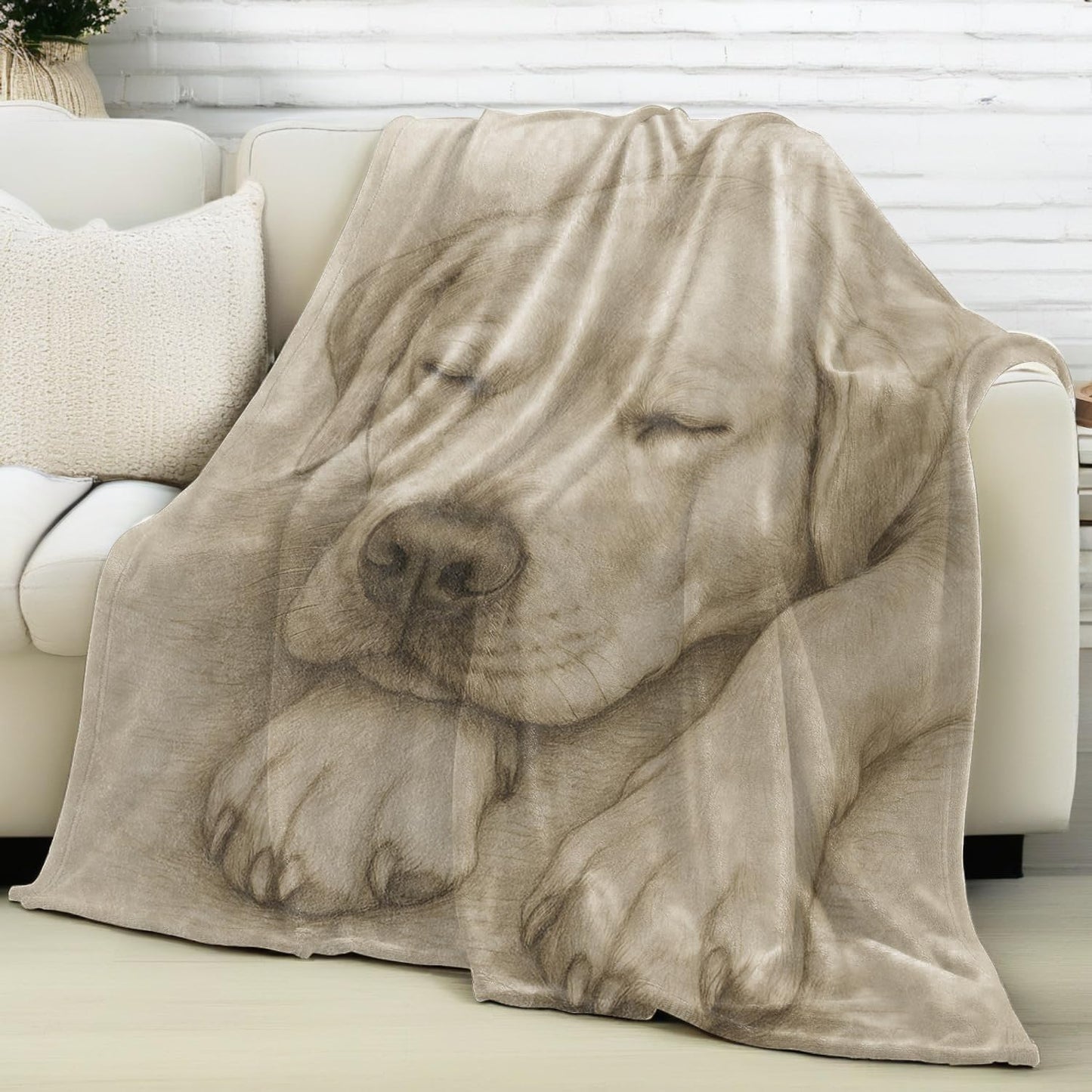 Sleeping Labrador Blanket Flannel Throw Blankets for Pet and Dog Lovers, Lightweight Warm Soft Cozy Realistic Hand Drawn Puppy Print Sofa Couch Bed Office Rv Bedroom Decor Gifts, 60x50inch