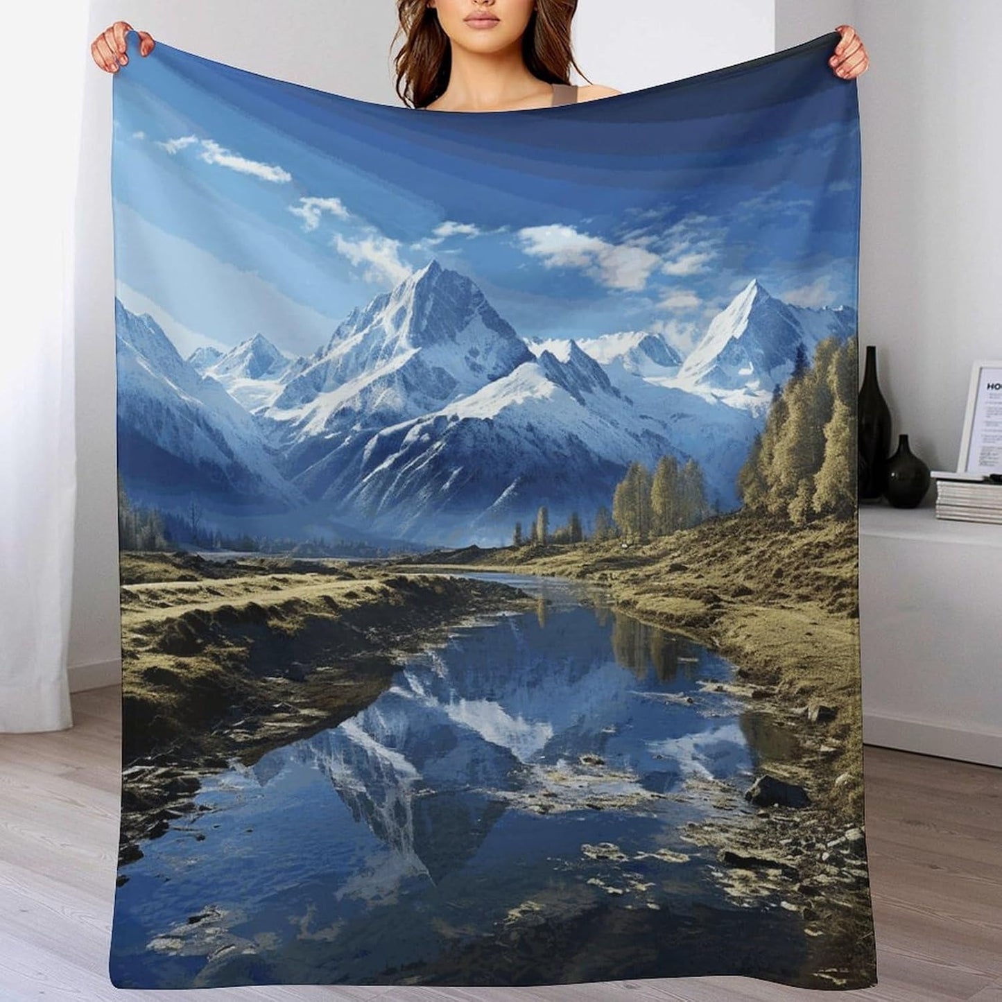Snowy Mountains Blanket Super Soft Lightweight Throw Blanket Cute Cozy Warm Bed Blanket Decorative Fuzzy Blanket All-Season Home Decor Gift for Sofa Couch Living Room 40"*50" （100 * 130cm）