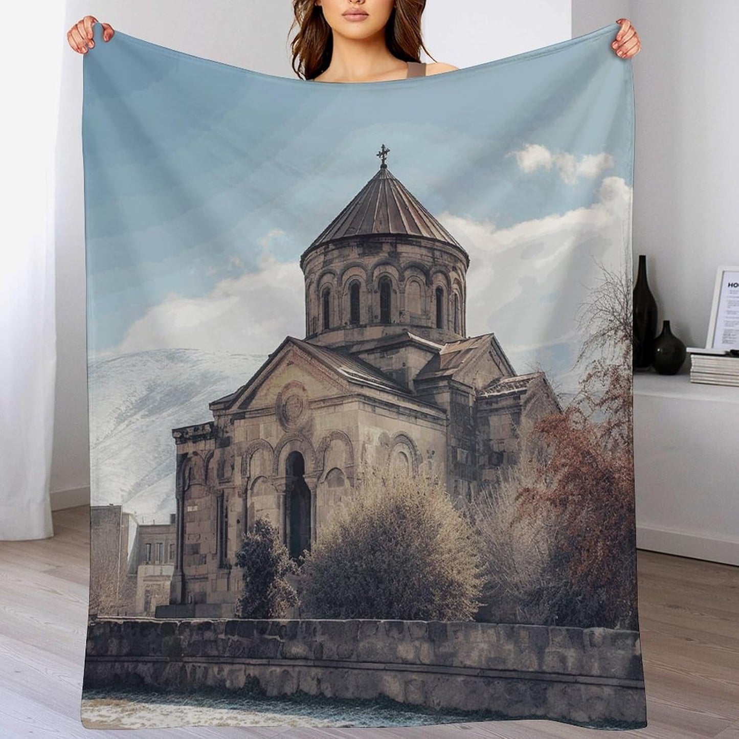 Armenian Church Throw Blanket for Couch Super Soft Warm Lightweight Throw Blankets Cozy Flannel Bed Blanket Cute Decorative Blankets for All Seasons Home Decor Gift 60"*80"（150 * 200cm）