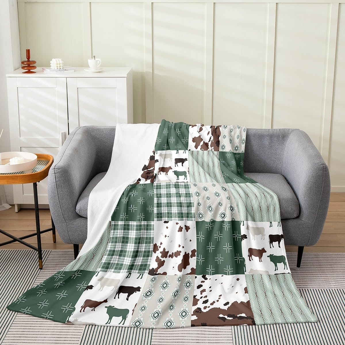 Feelyou Cow Print Plush Throw Blanket, for Kids Boys Girls Cartoon Milk Cow Flannel Fleece Blanket Baby 30"x40" Farmhouse Cowhide All Season,Bed Blanket Bedroom Decor Green White Animal