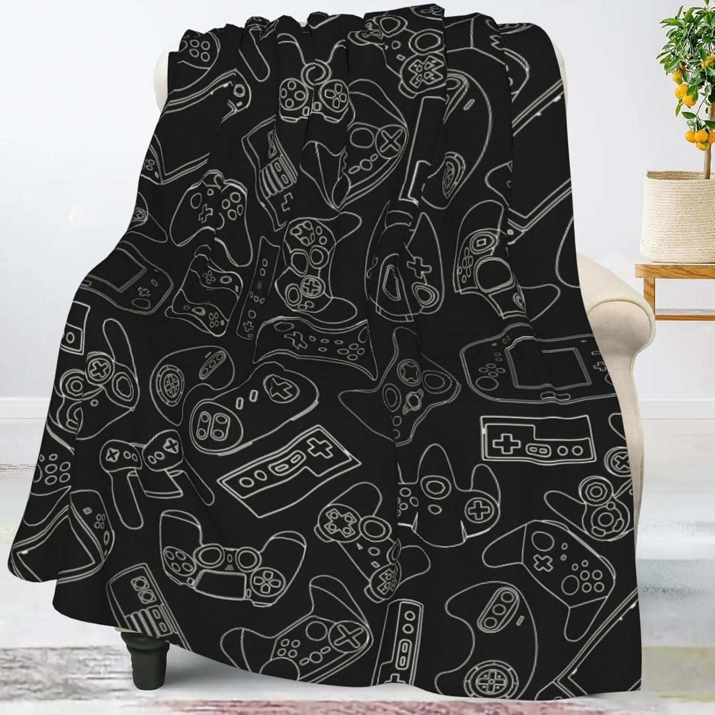 Perinsto Video Game Controller Black Throw Blanket Ultra Soft Warm All Season Gaming Theme Decorative Fleece Blankets for Bed Chair Car Sofa Couch Bedroom 80"X60"