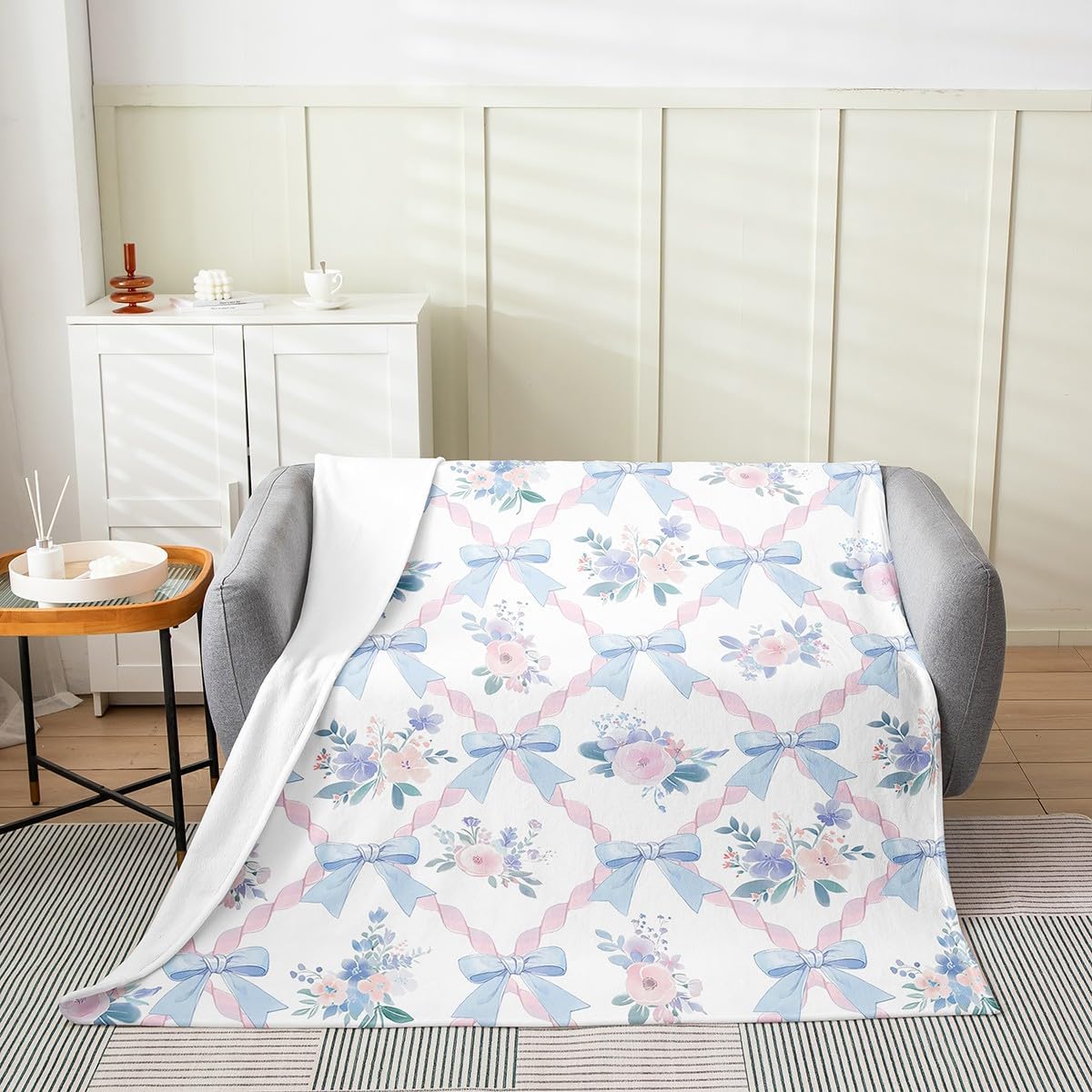 Cute Ribbon Bow Fleece Blanket Kawaii Girly Princess Bowknot Bed Blanket for Girls Kids Rustic Floral Fuzzy Throw Blankets Room Decor Pink Blue White Super Soft Flannel Blankets,40"x50"