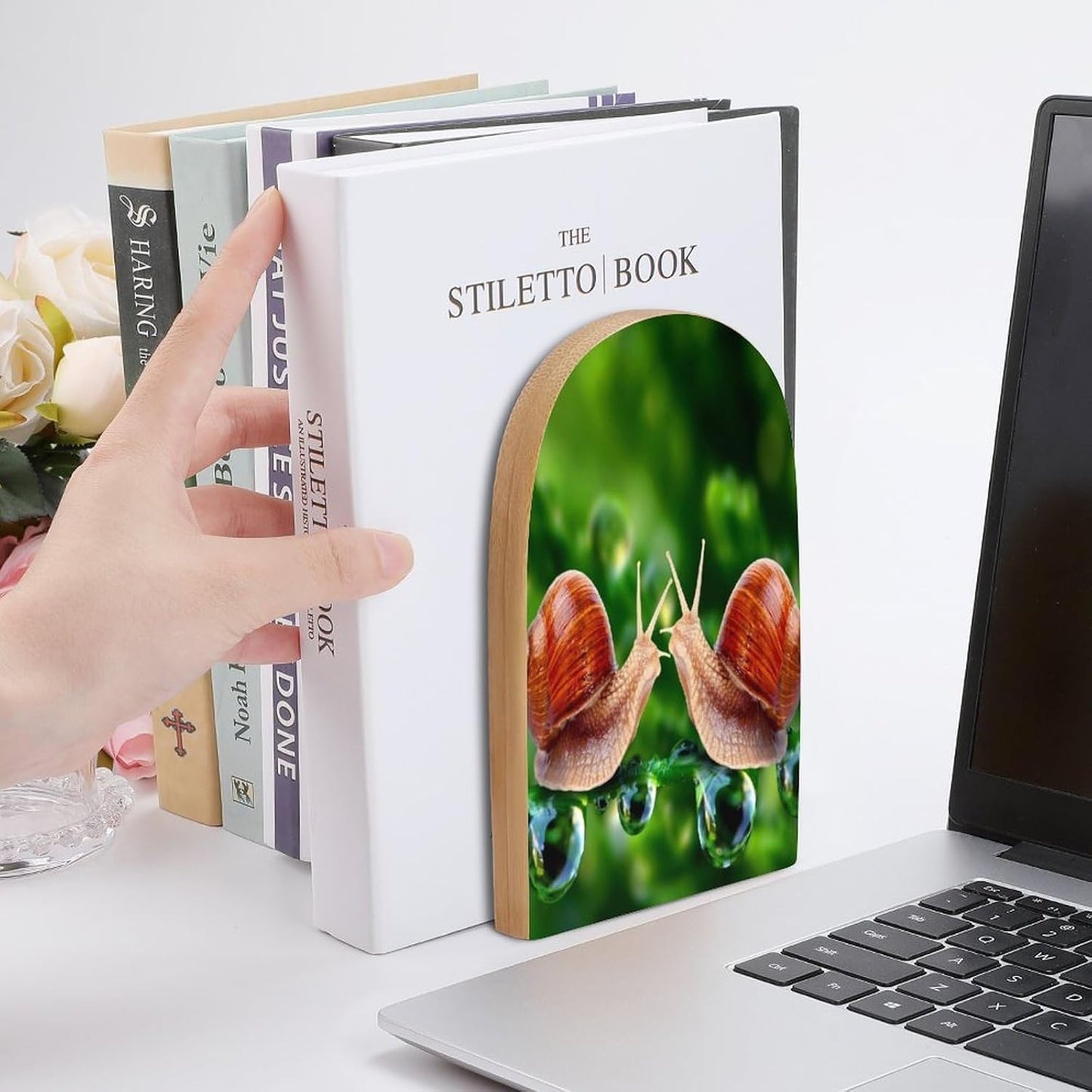 Wildlife Animal Snail Wooden Bookend Non-Slip Book Ends Heavy Duty Book Stopper with Metal Base Books Holderd Decorative Bookends Stands Firmly for Office Supplies