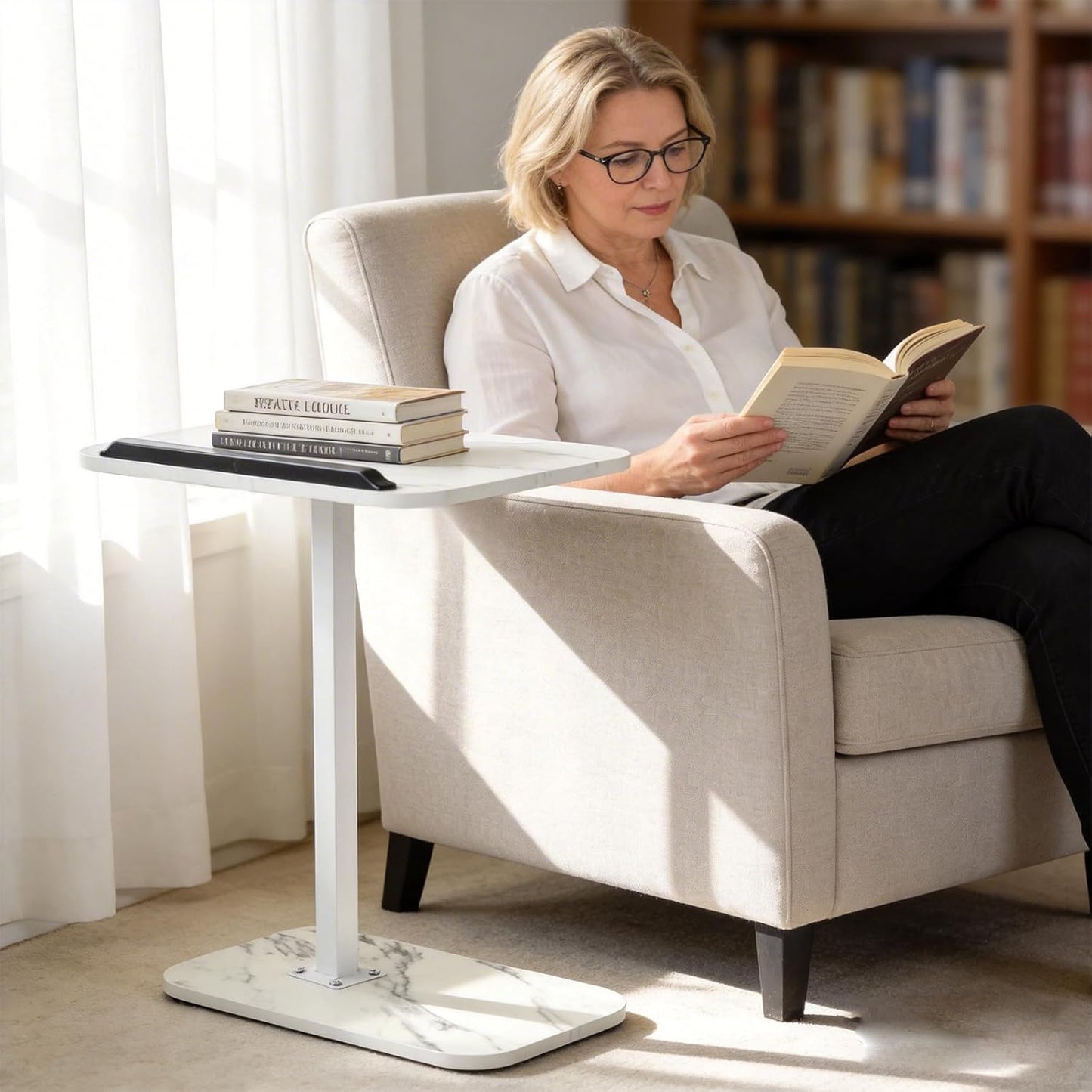 ShellKingdom Sofa Armrest Tray Table, C Shaped End Table for Small Spaces, Adjustable Height Small Side Table for Living Room, Bedroom, Home, Office (White Marble)