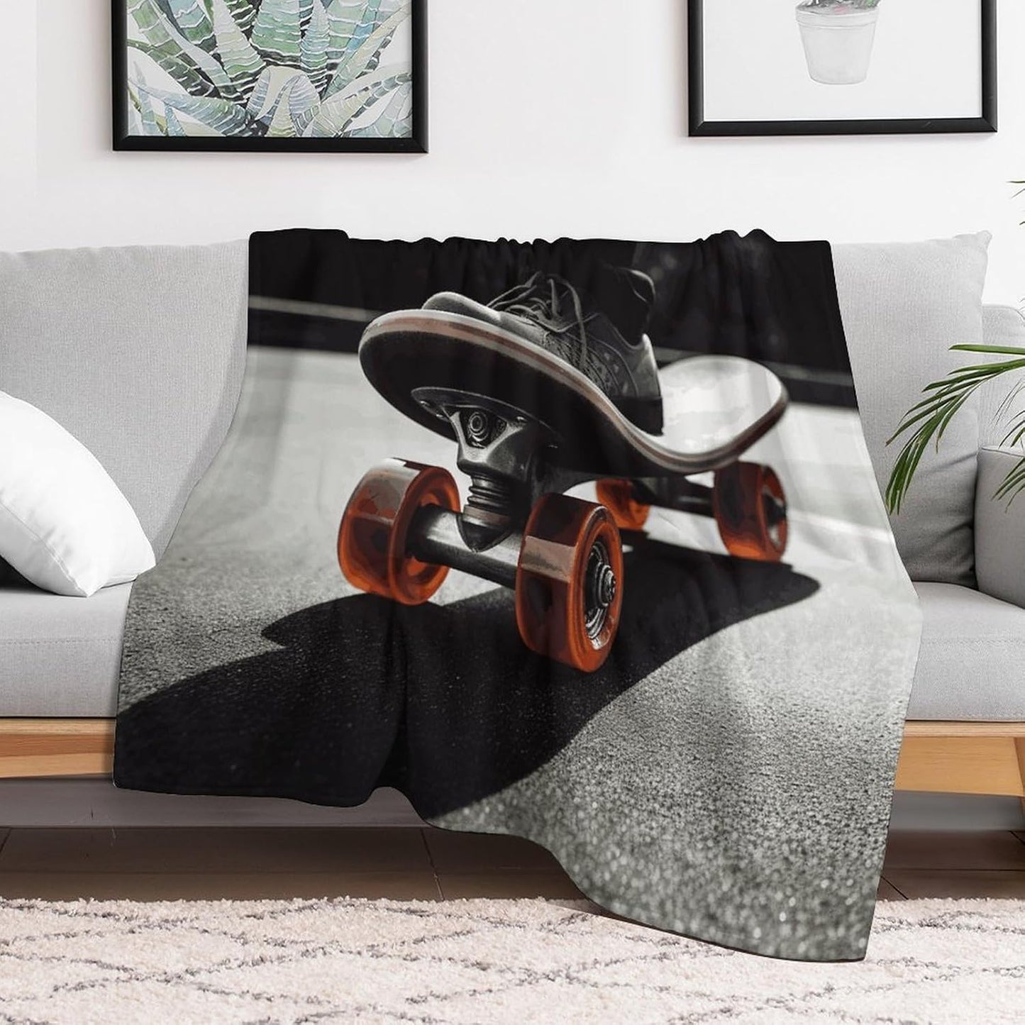 Skateboard Wheel Throw Blanket for Couch Super Soft Warm Lightweight Throw Blankets Cozy Flannel Bed Blanket Cute Decorative Blankets for All Seasons Home Decor Gift 60"*80"（150 * 200cm）