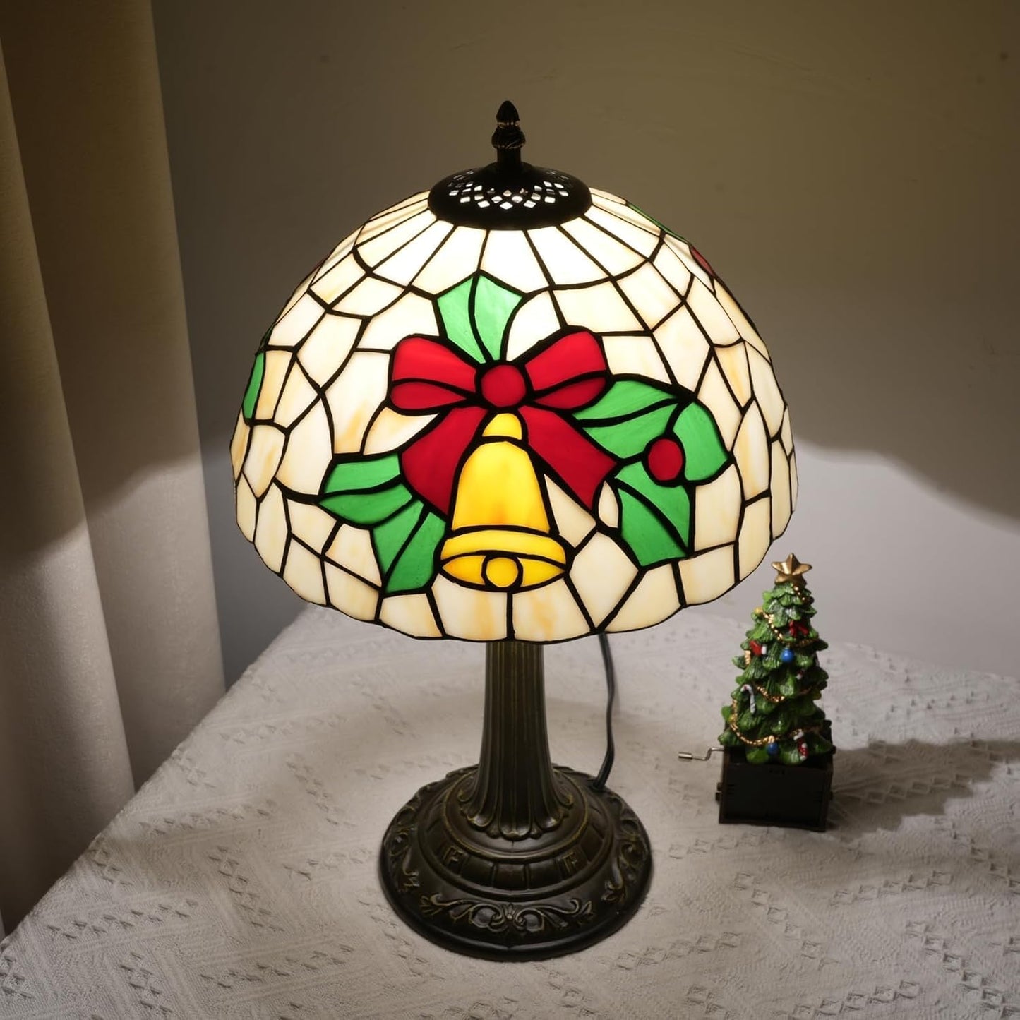 Tiffany Lamp Stained Glass Lamp 12 Inch Yellow Christma Bell Design Warm Color Reading Lamp Suitable For Coffee Shops Dormitories Home Office Deco Tiffany Style Retro Holiday Home Decoration Gift