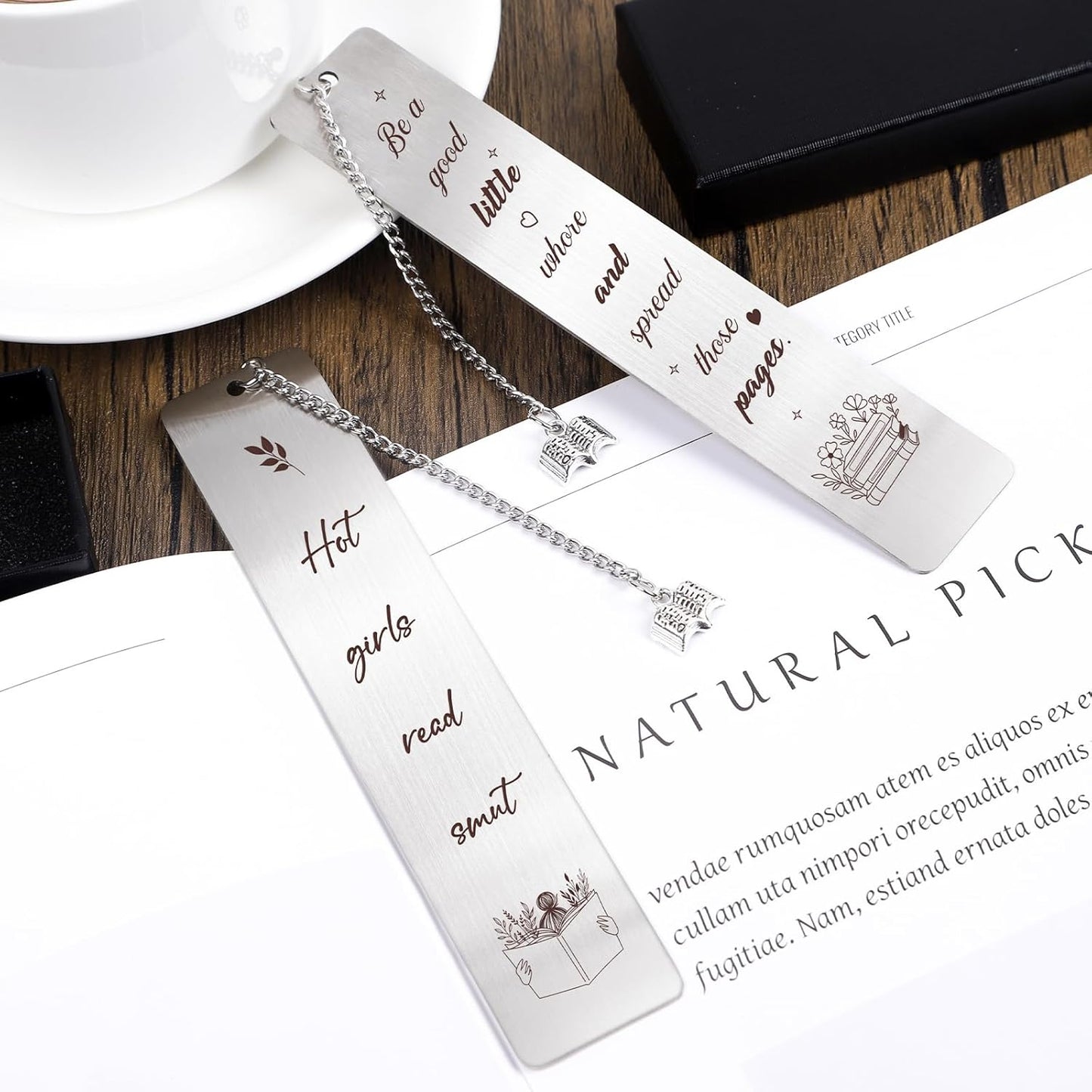 Metal Smut Bookmark Gift - 2Pcs Smutty Bookmarks with Pendant for Women Cute Bookmarks for Friends Funny Book Marks Set for Book Lovers Book Accessories for Book Nerd