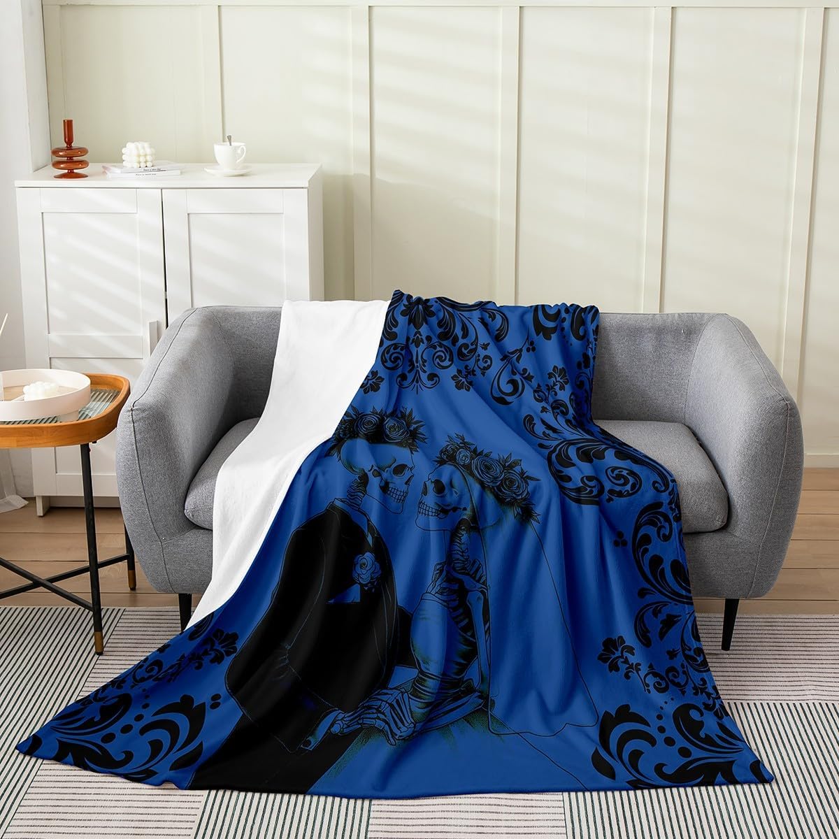 Erosebridal Couple Skull Blanket Throw 50X60 Vintage Goth Rose Floral Throw Blanket,Blue Black Damask Exotic Fleece Blanket Omantic Sweet Love Fuzzy Blanket Halloween Skeleton Gothic Bed Blanket