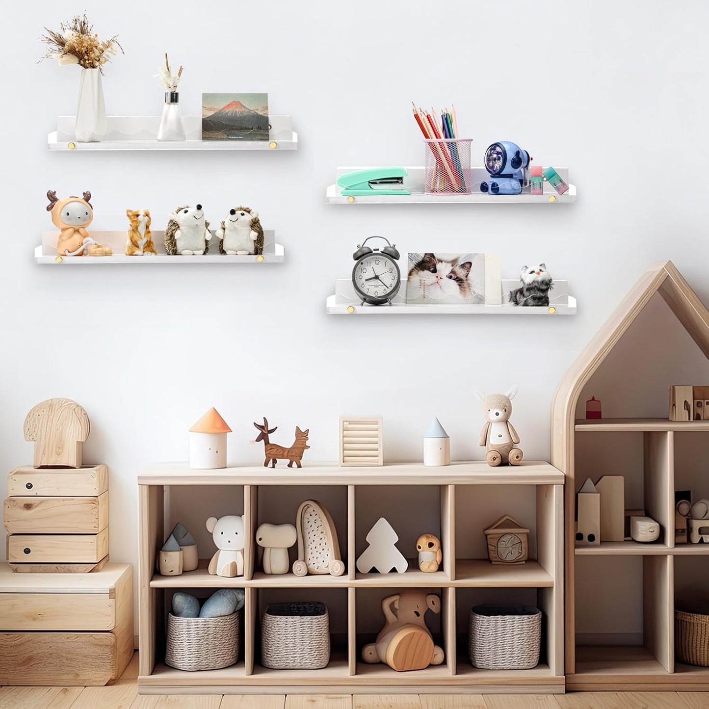 16.5 Inches Nursery Book Shelves for Wall, 4-Pack Clear Acrylic and Wooden White Floating Rack for Bedroom Kids, Scalloped Book Shelves, Toddler Room, Playroom & Nursery Decor (White)