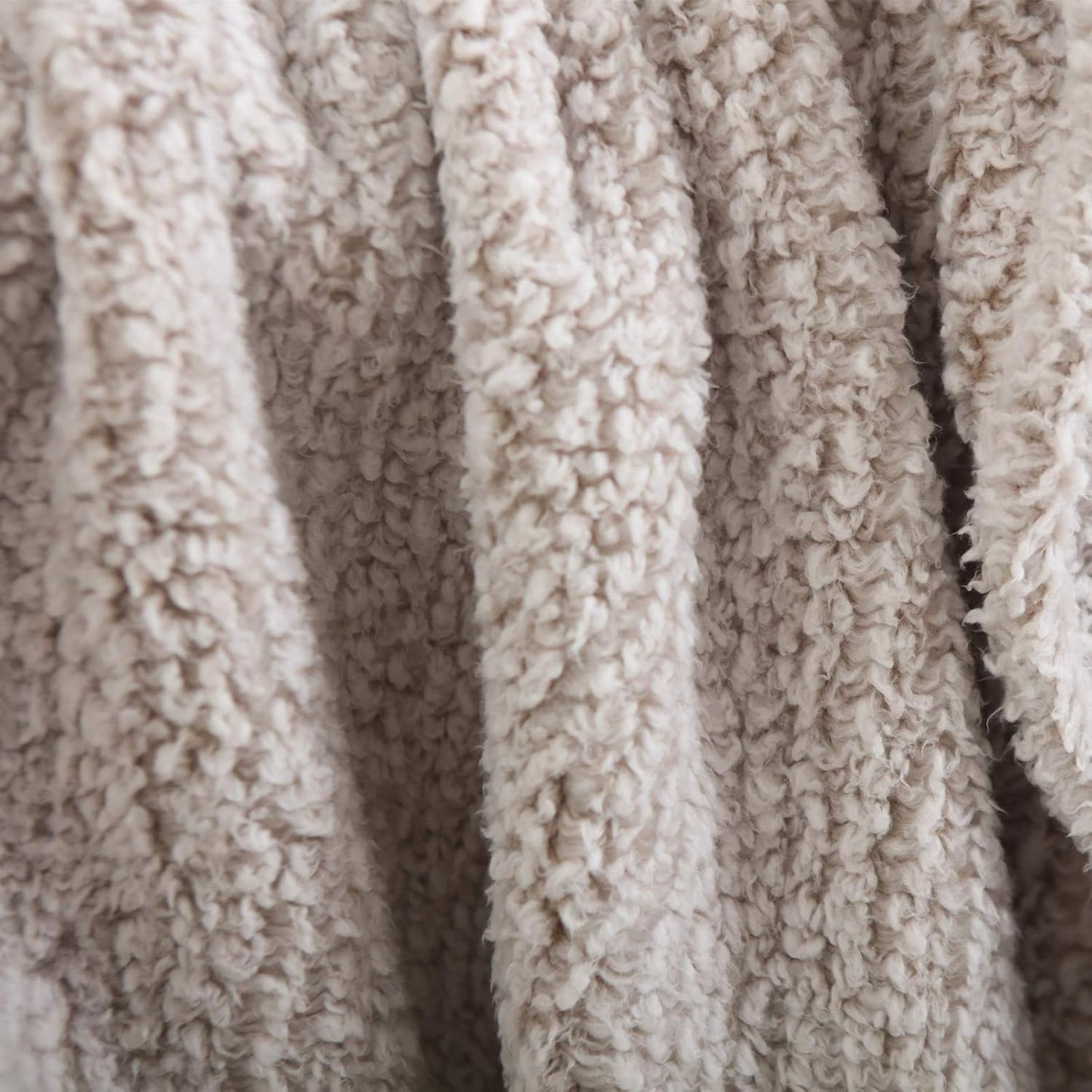 Ultra Soft Cozy Sherpa Throw Blanket with Tassel, Light Weight Warm Decorative 2 Tones Ombre Light Brown Pattern Reversible Boho Style Blanket for Sofa, Couch, Bedroom,Travel, 50”x60”