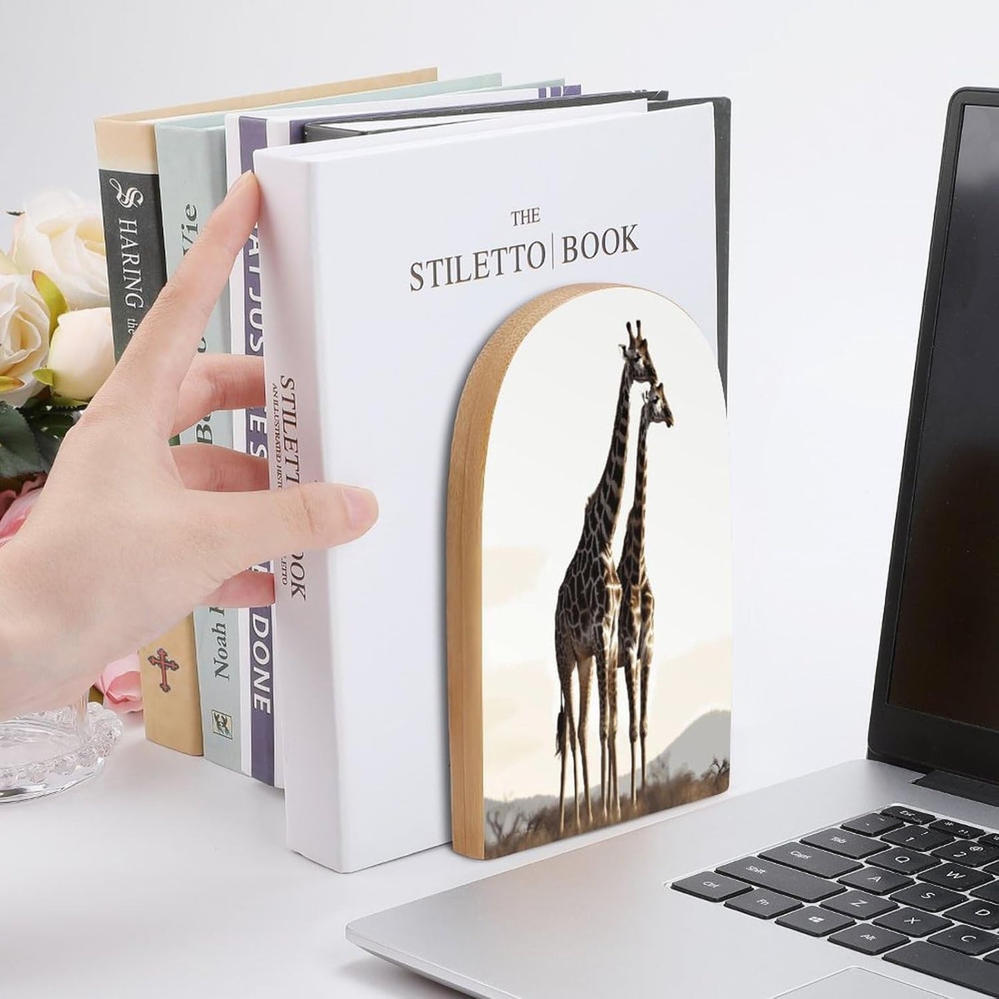 Non-Slip Bookend for Shelves African Giraffe Wooden Bookends with Metal Base Decorative Book Stopper for Home Heavy Duty Wood Book Storage for Books/CDs