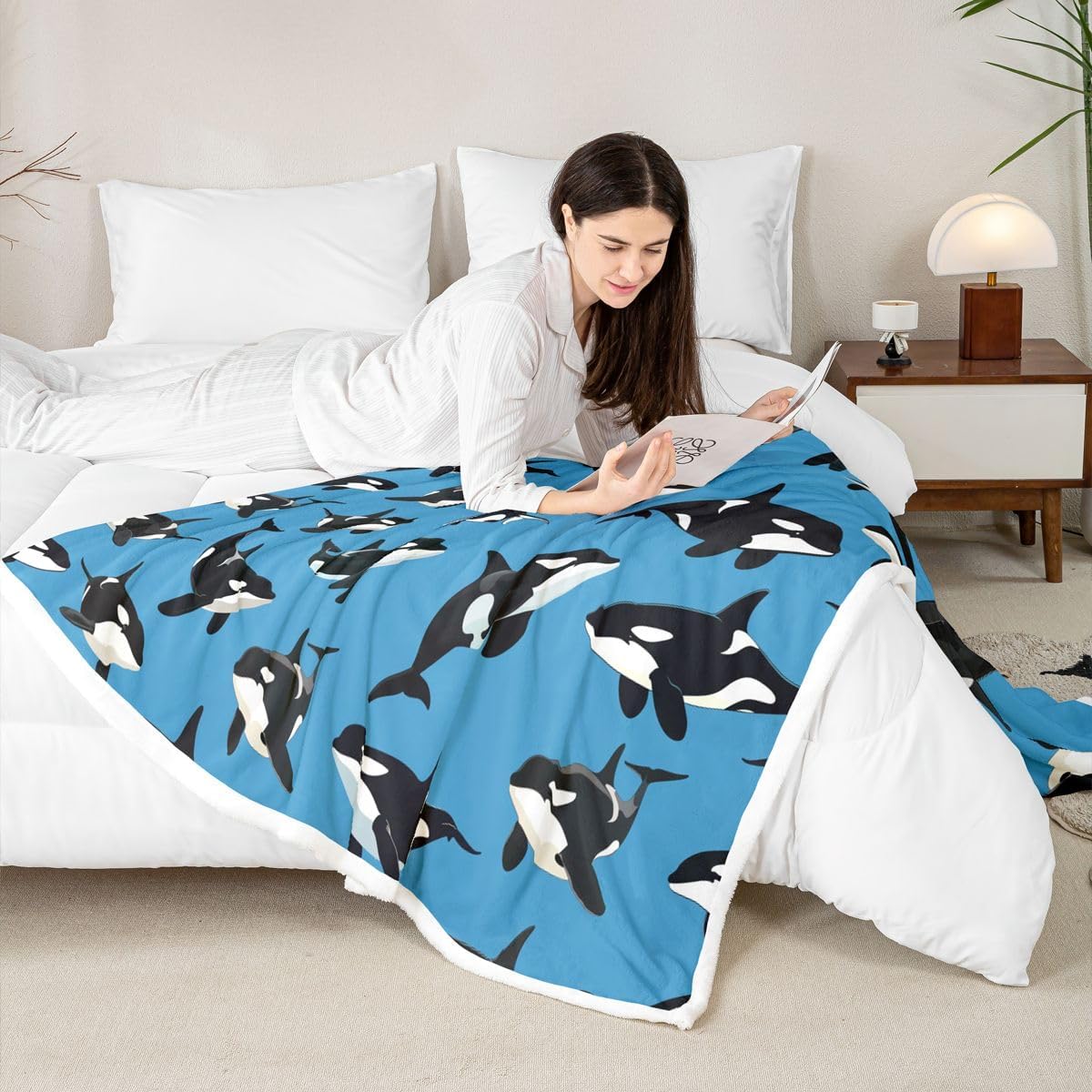 Feelyou Orca Sherpa Throw Blanket for Couch Ocean Whale Super Soft Cozy Fleece Sealife Blanket for Winter, Plush Throw Ocean Marine Baby 30"x40" Marine Life Sea All Season