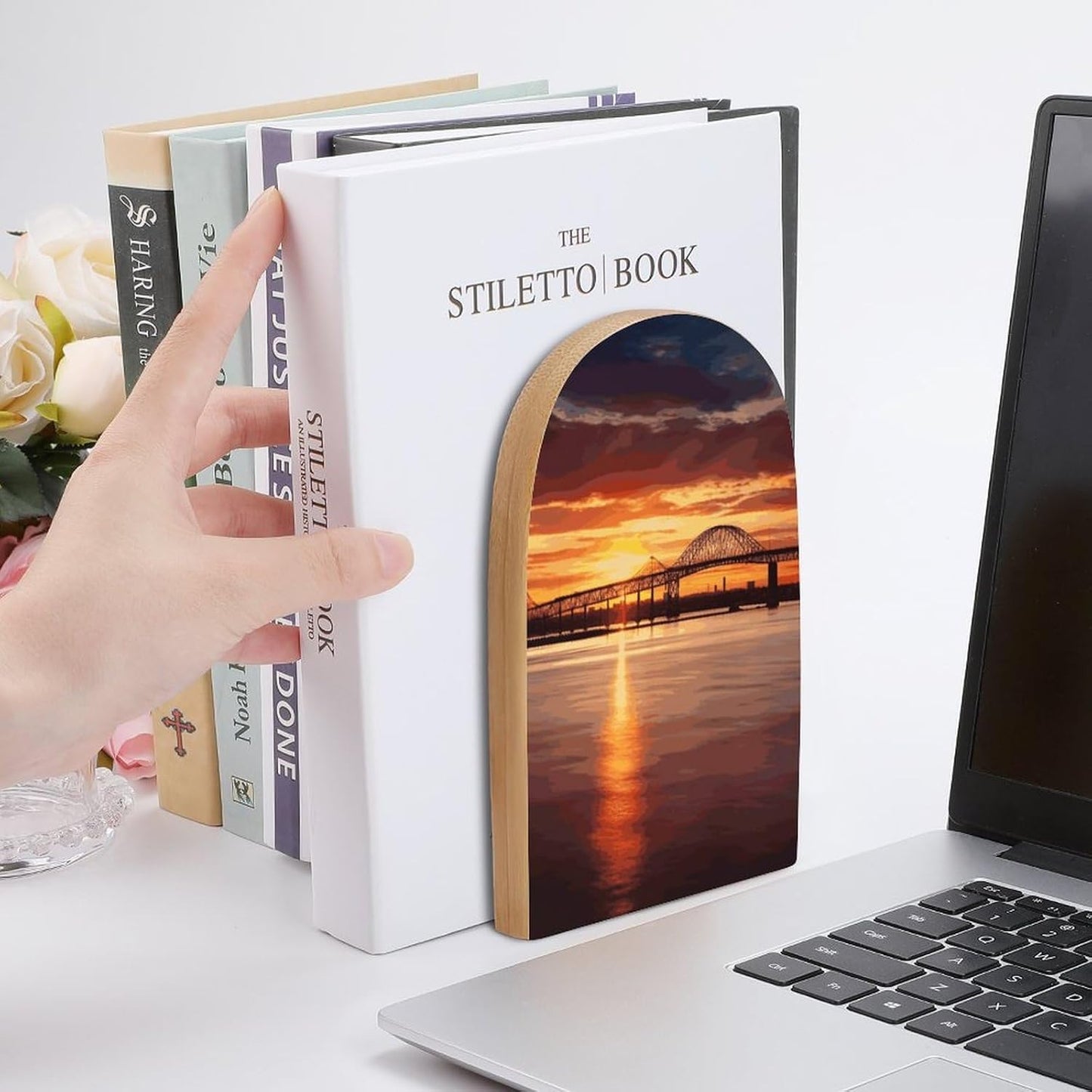 Non-Slip Bookend for Shelves Newark Bay Bridge and Sunset Wooden Bookends with Metal Base Decorative Book Stopper for Home Heavy Duty Wood Book Storage for Books/CDs