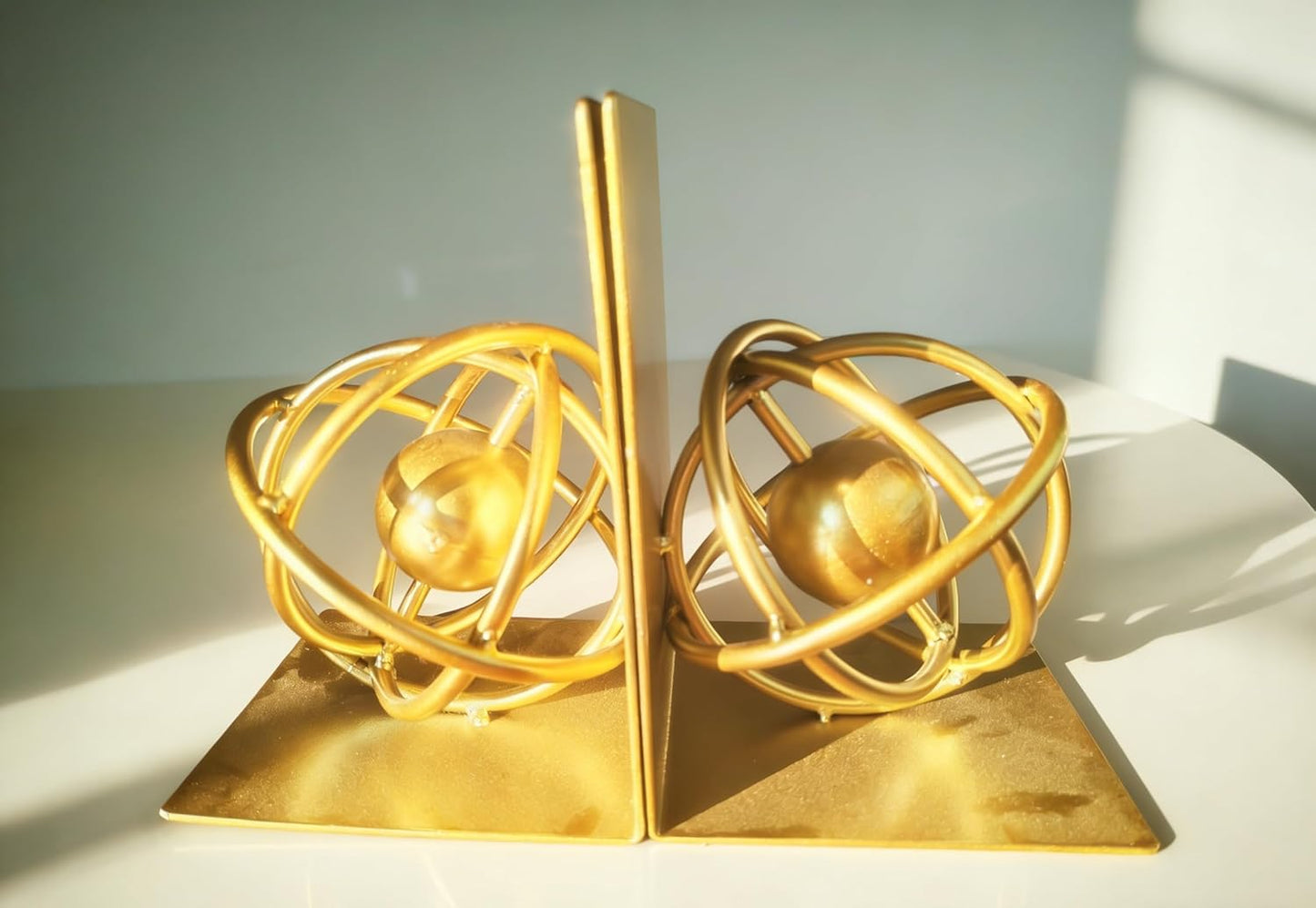 Gold Metal Bookends Set of 2, Heavy Duty Book Ends for Heavy Books, Unique Modern Geometric Ball Round Style Decorative Book Holders for Shelves Office Home Accent Decor，1 Pair/2Pieces