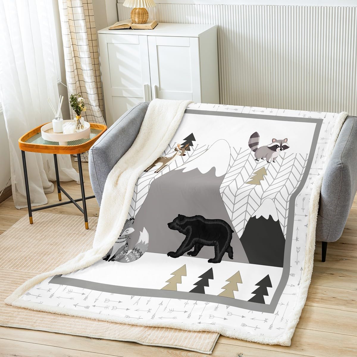 Cute Fox Bear Deer Bed Blanket Kawaii Animals Throw Blanket Lightweight Soft Cozy Luxury Mountains Trees Fleece Blanket White Gray Flannel Blanket for Sofa Bedroom Travel All Season(Twin 60"x80")