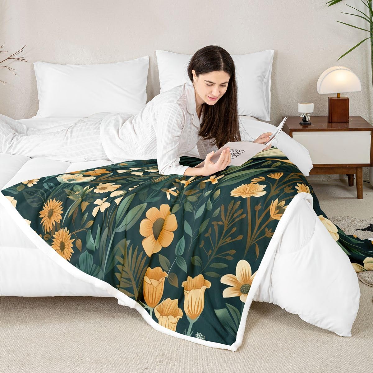 Feelyou Vintage Floral Throw Blanket Boho Floral Soft Fleece Sherpa Cozy Fuzzy Plush Warm Flower Fuzzy Plush Throw Queen 90"x90" for Bed Couch Living Room