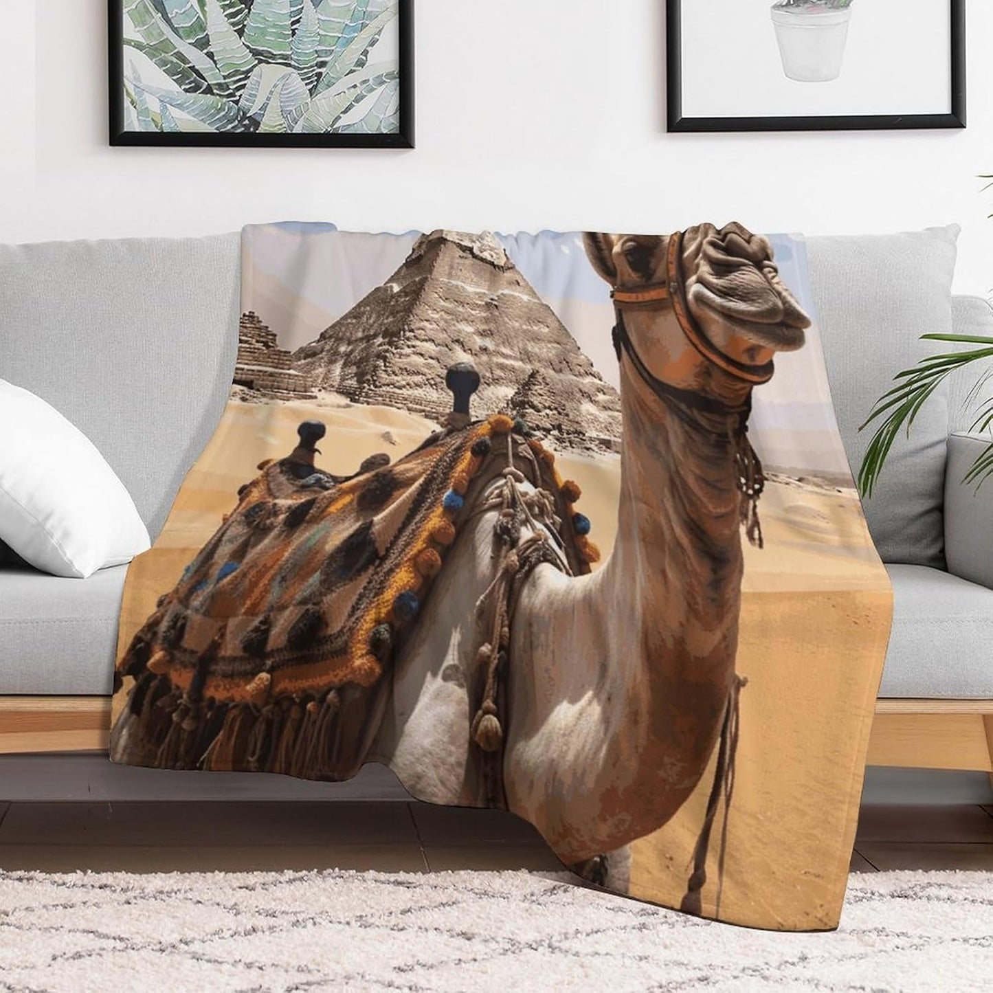 Pyramid Camel Blanket Super Soft Lightweight Throw Blanket Cute Cozy Warm Bed Blanket Decorative Fuzzy Blanket All-Season Home Decor Gift for Sofa Couch Living Room 50"*60"（130 * 150cm）