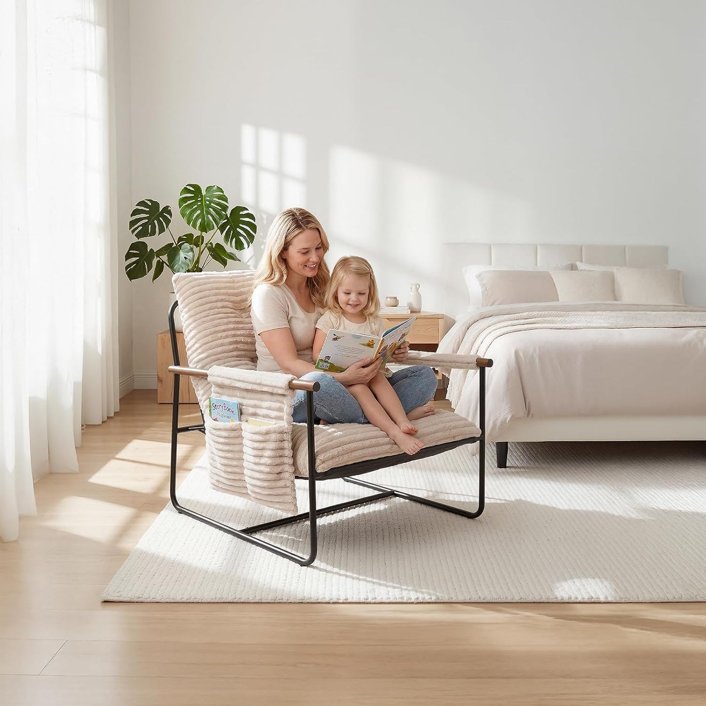Comfy Accent Chair Modern Living Room Chair Cozy Lounge Chairs Oversized Armchair With Wood Armrests Sturdy Metal Frame Upholstered Reading Chair Soft Cushion sofa Chairs For Bedroom Balcony Porch