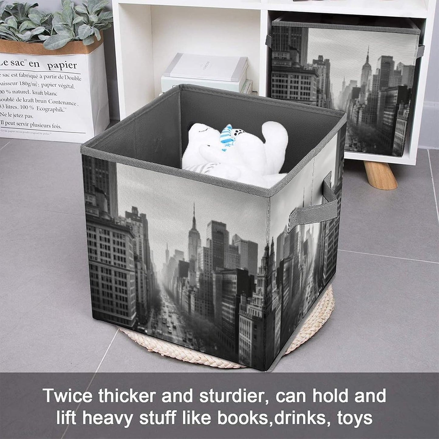 Black And White New York Storage Bins with Handles Fashion Large Storage Cubes Sturdy Foldable Storage Boxes Space-Saving Storage Baskets for Home Office Clothes Closet Organizers