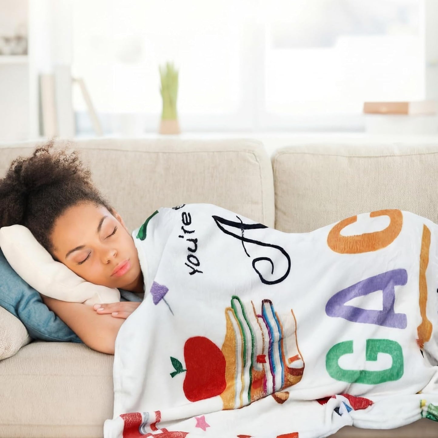 Batiyeer New Teacher Gifts First Year Teaching Gifts Teacher Graduation Gift College Graduation Present Blanket 60"x 50" Reading Room Plush Funny Present for Educators Mentors Appreciation Week