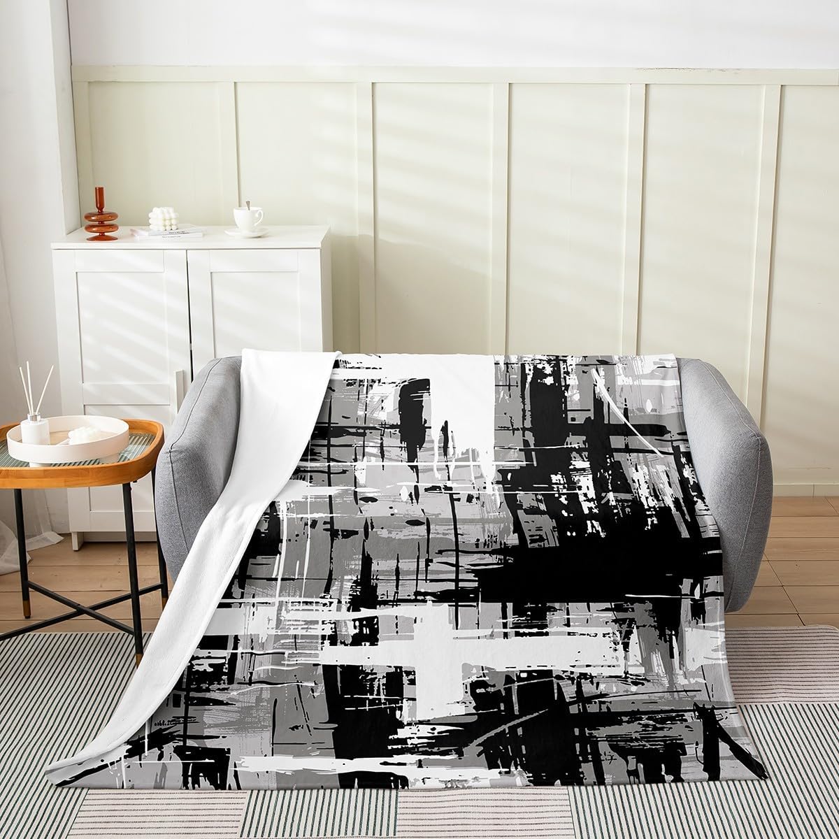 Abstract Fleece Blanket,Black and Gray White Hippie Graffiti Paint Throw Blanket for Sofa Adults,Modern Artistic Brush Smear Soft Blanket Bed Couch,Queen (90 x 90 Inches)