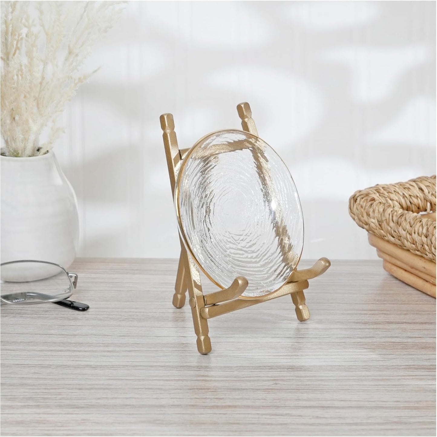 Bard's Satin Gold-toned Metal Easel, 5" H x 3.375" W x 3.5" D
