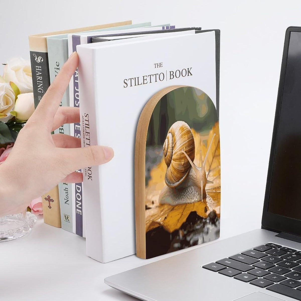 Snail in Leaves Wooden Bookend Non-Slip Book Ends Heavy Duty Book Stopper with Metal Base Books Holderd Decorative Bookends Stands Firmly for Office Supplies
