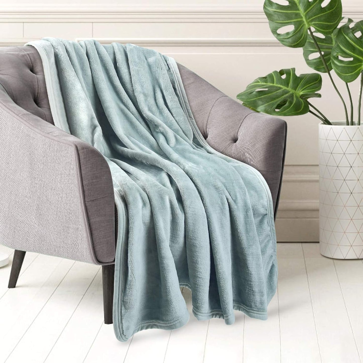 EIUE Comfortable Flannel Fleece Blanket,2 Packs Throw Size Lightweight Nap Quilt Blanket for Home, Office and Outdoor Travel,for Adults and Kids.(2 Packs,40x60 inch)
