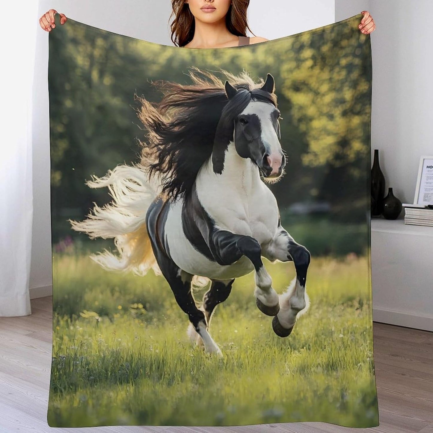 Black and White Horses Throw Blanket for Couch Bed Plush Cozy Fuzzy Flannel Blanket for All Season 70"x80"